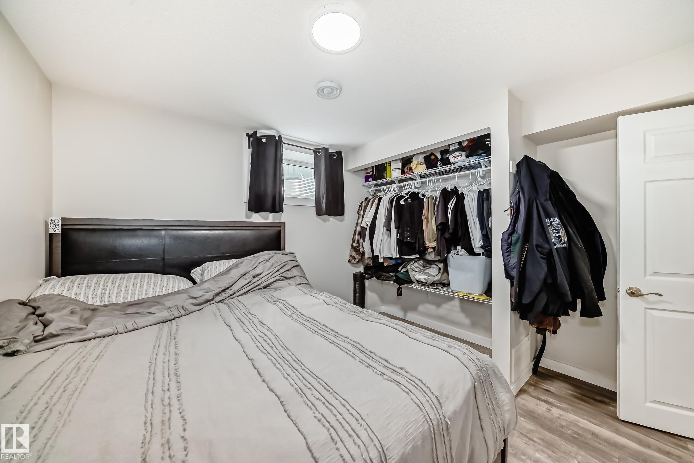 29 Sunset Boulevard, St. Albert, AB - Indoor Photo Showing Bedroom