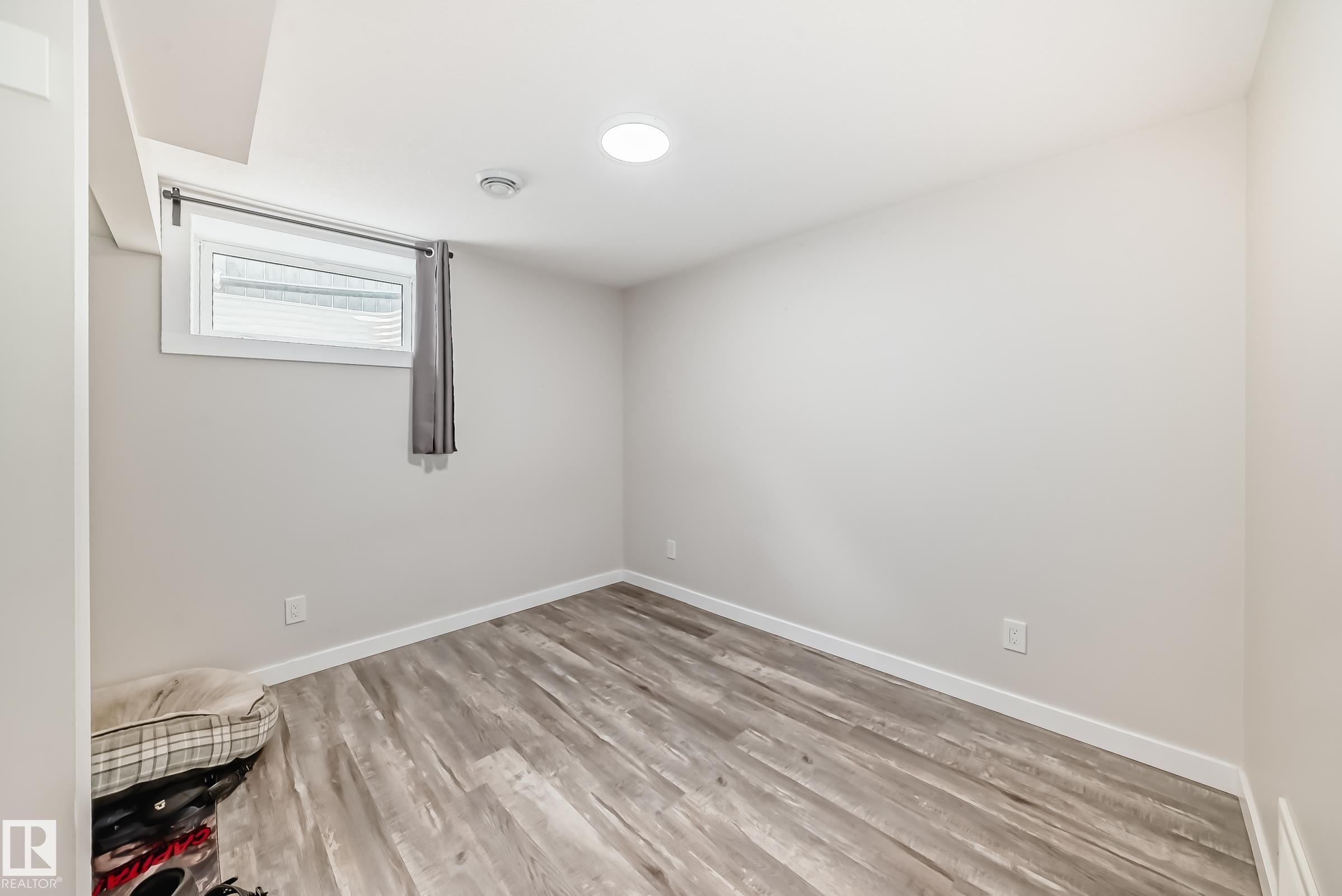 29 Sunset Boulevard, St. Albert, AB - Indoor Photo Showing Other Room