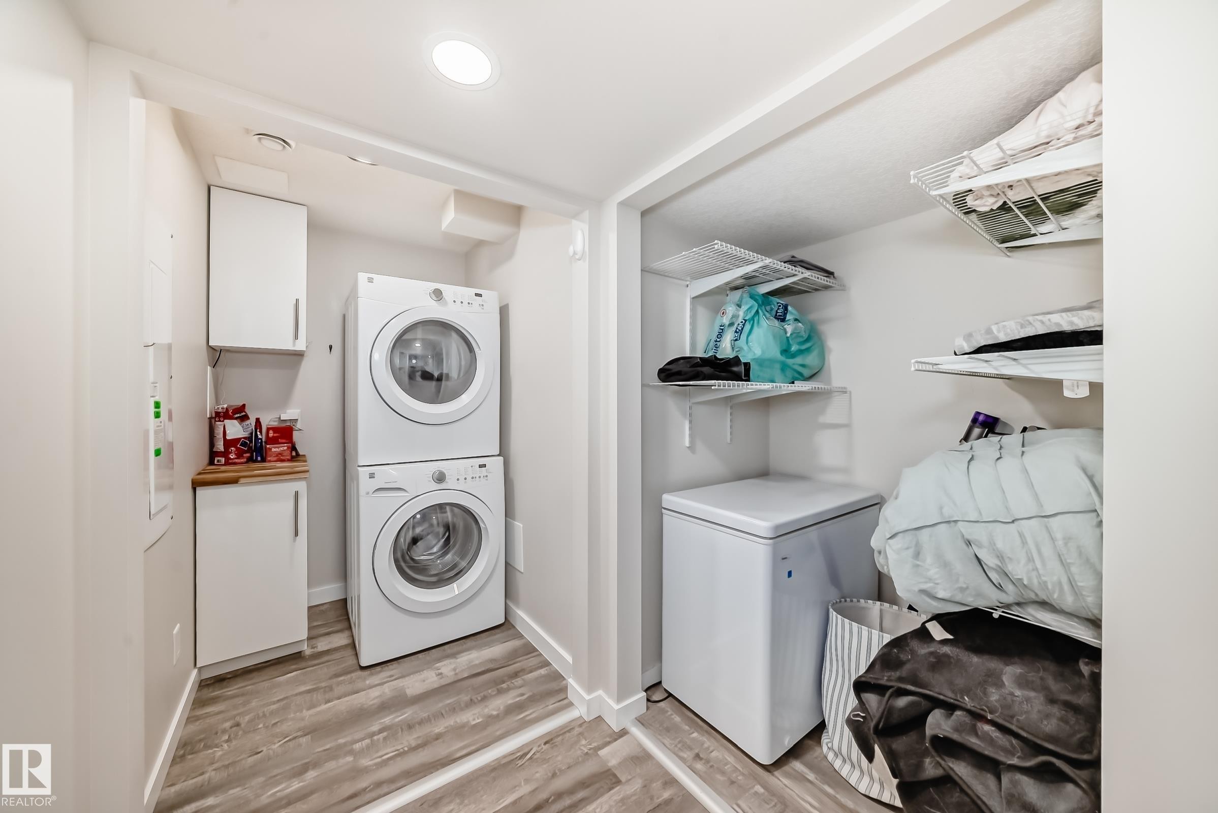 29 Sunset Boulevard, St. Albert, AB - Indoor Photo Showing Laundry Room