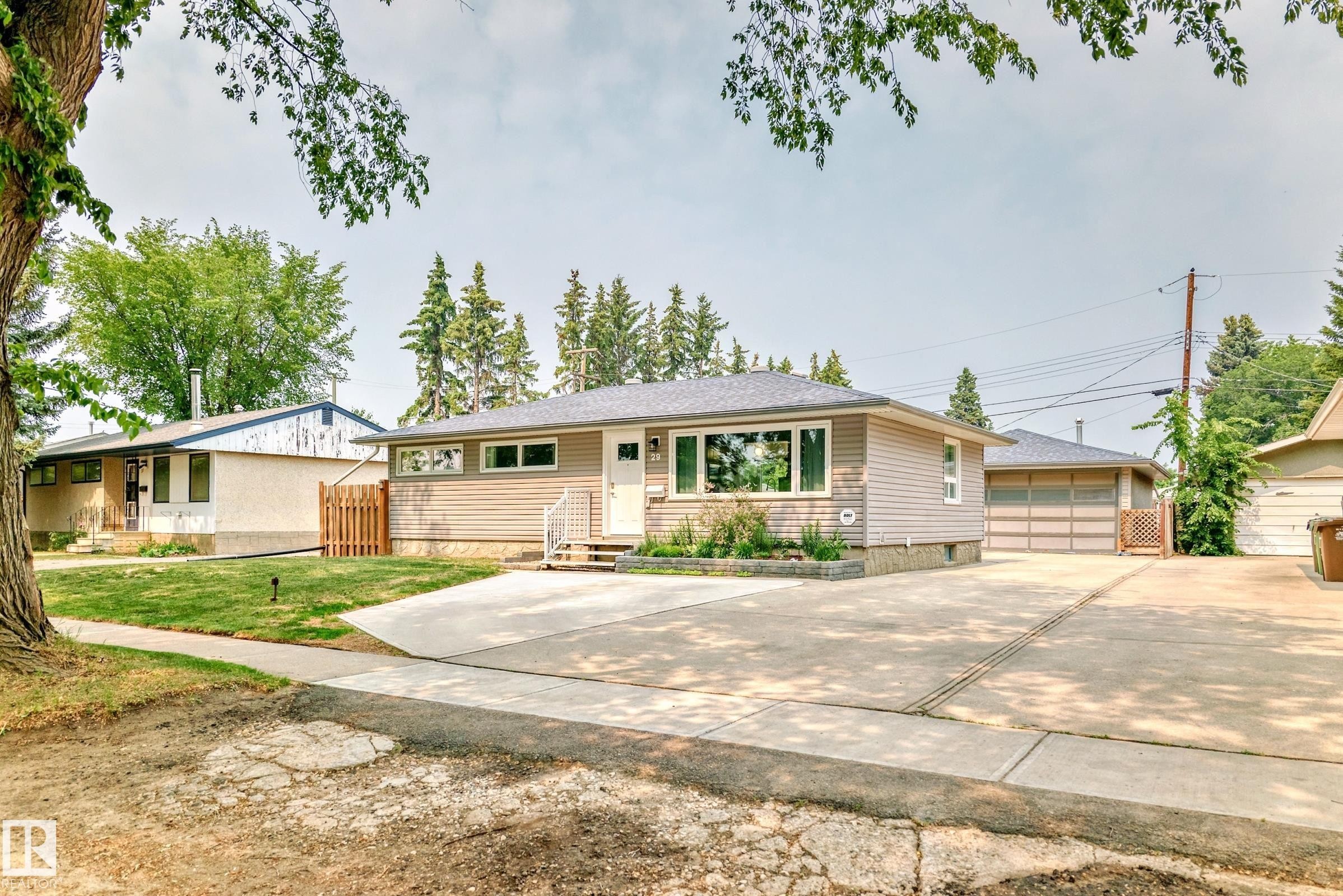 29 Sunset Boulevard, St. Albert, AB - Outdoor