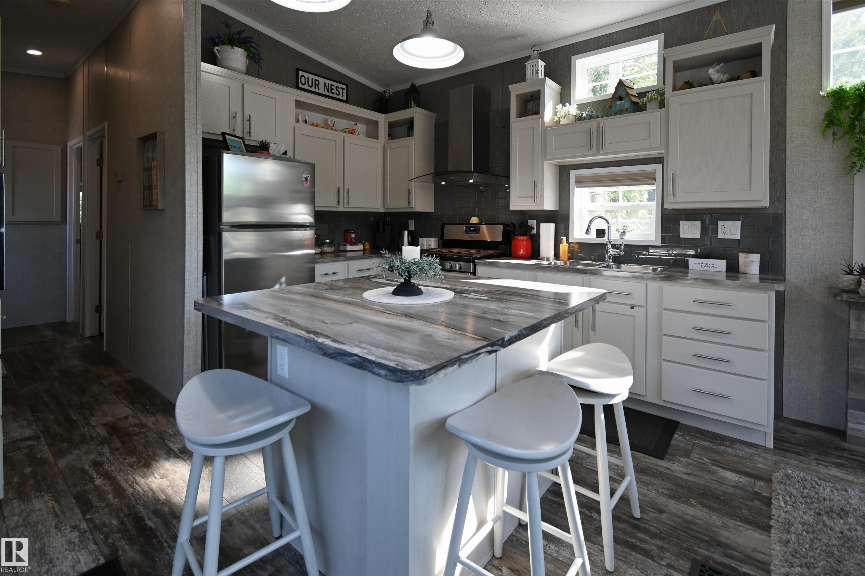 64 53206 Rge Road 55 A, Rural Parkland County, AB - Indoor Photo Showing Kitchen