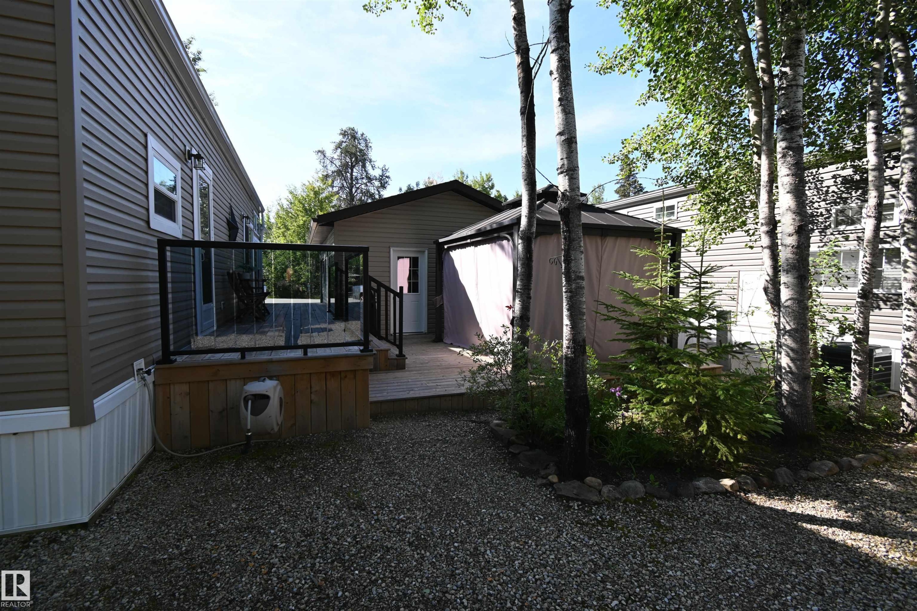 64 53206 Rge Road 55 A, Rural Parkland County, AB - Outdoor With Deck Patio Veranda