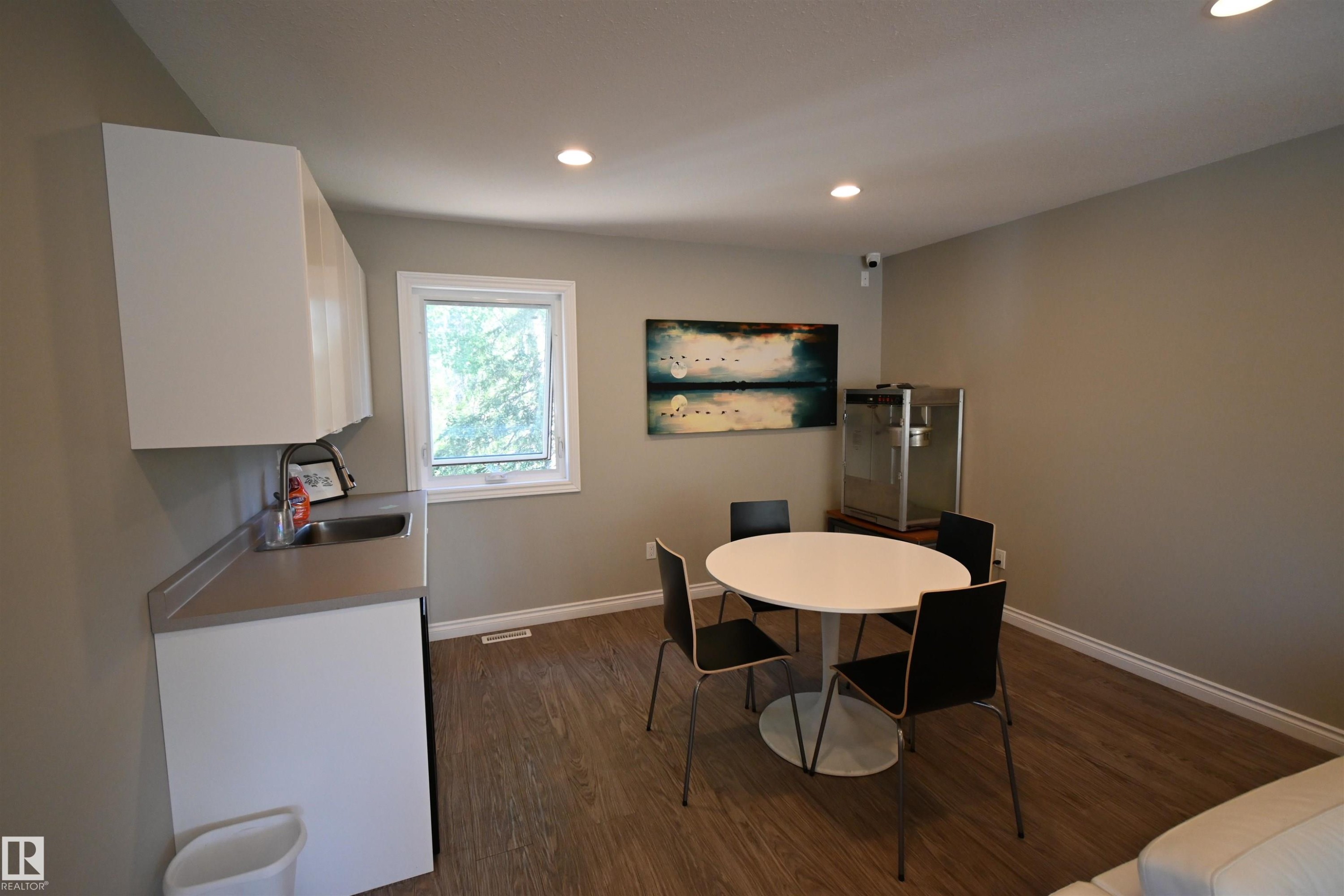 64 53206 Rge Road 55 A, Rural Parkland County, AB - Indoor