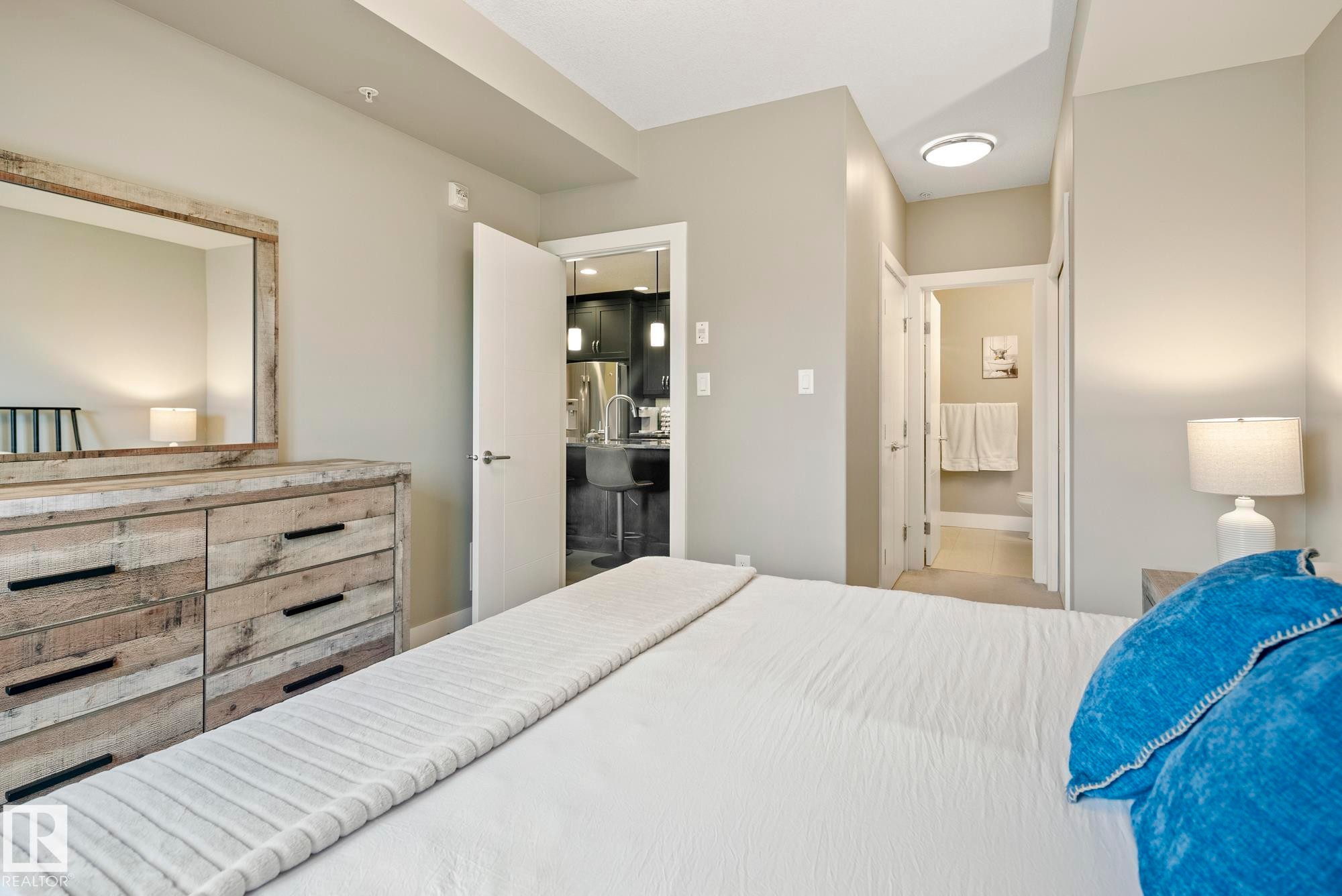 109 11080 Ellerslie Road, Edmonton, AB - Indoor Photo Showing Bedroom