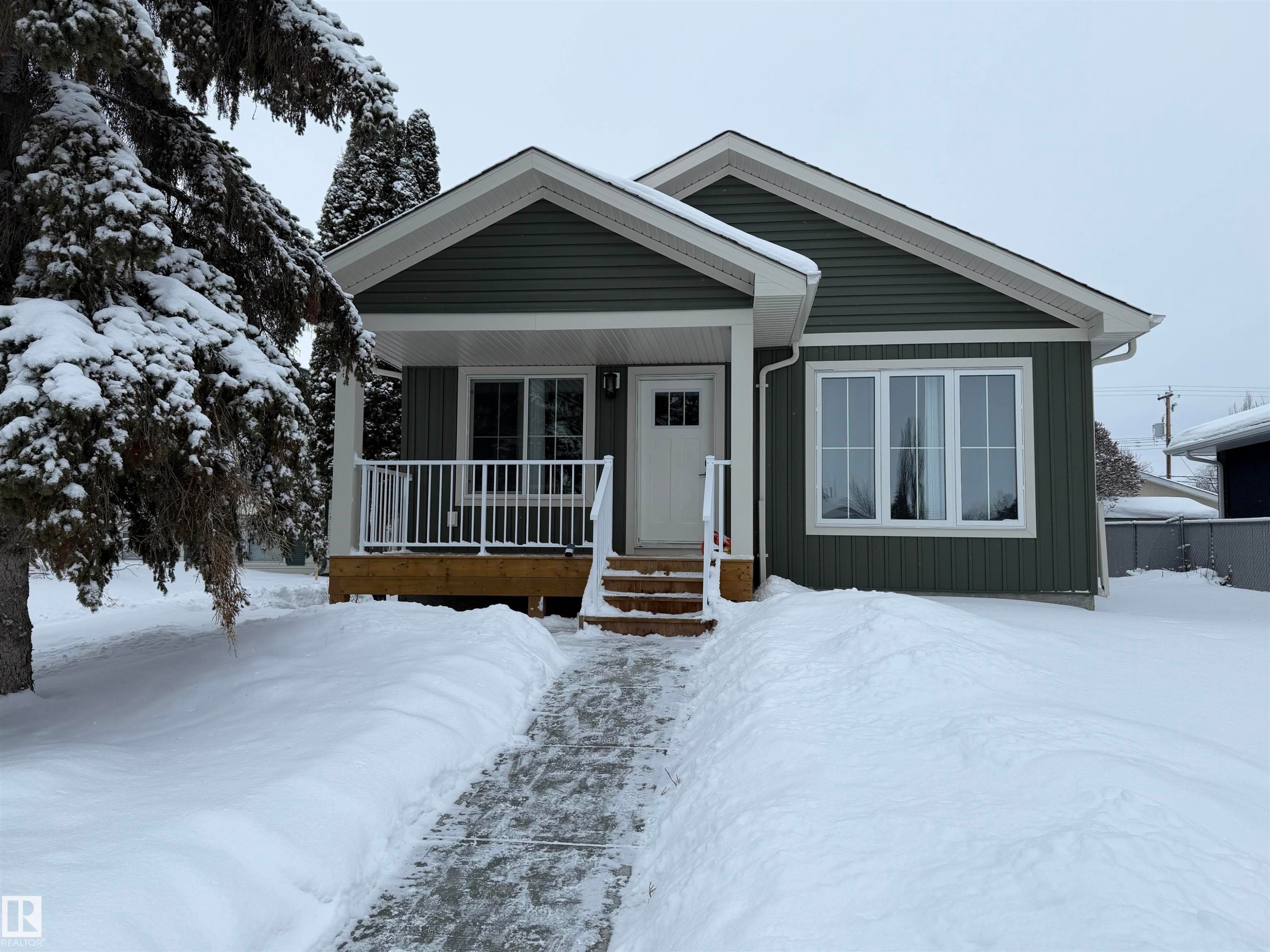 56 Brazeau Drive, Devon, AB - Outdoor
