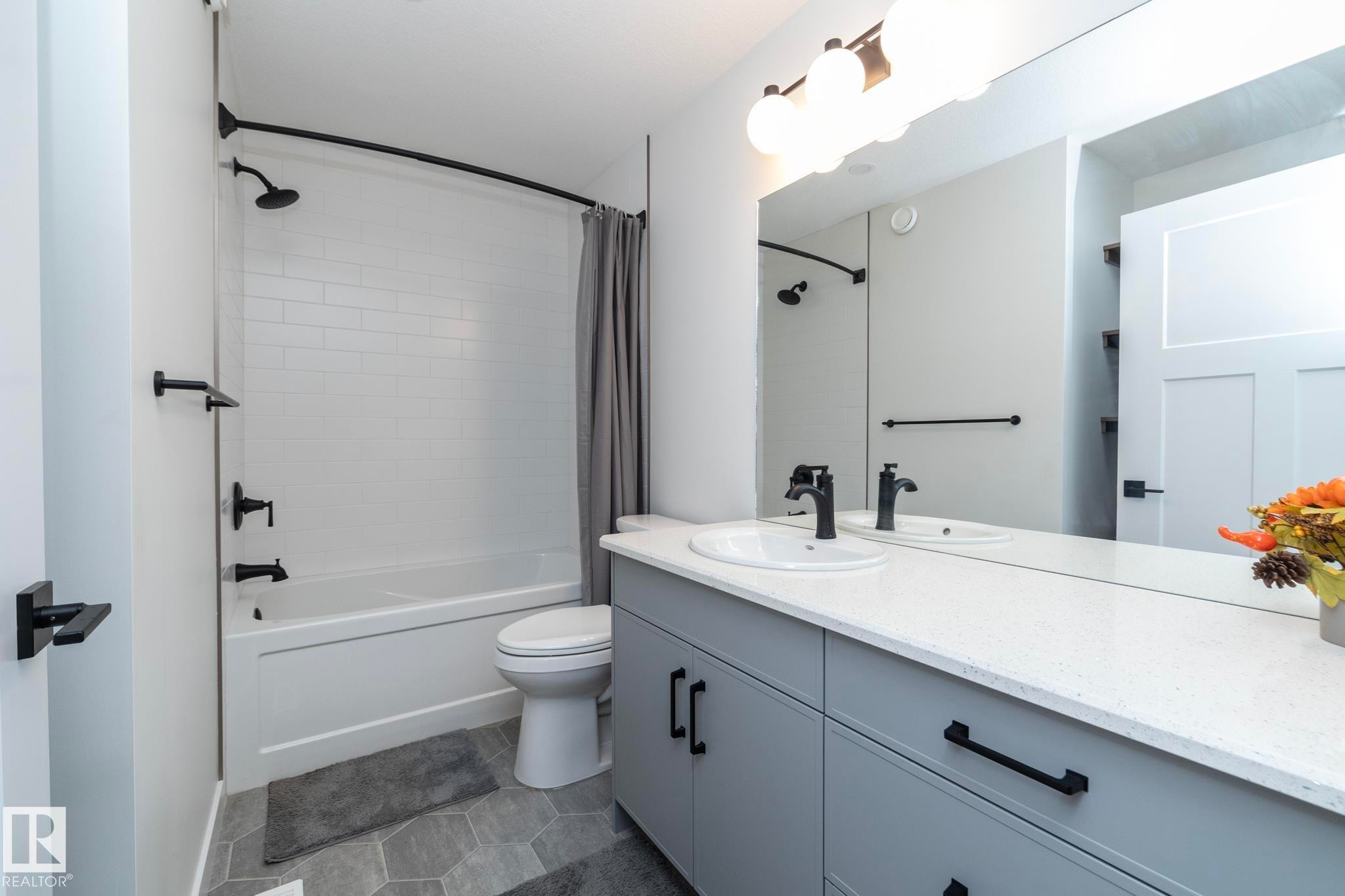 56 Brazeau Drive, Devon, AB - Indoor Photo Showing Bathroom