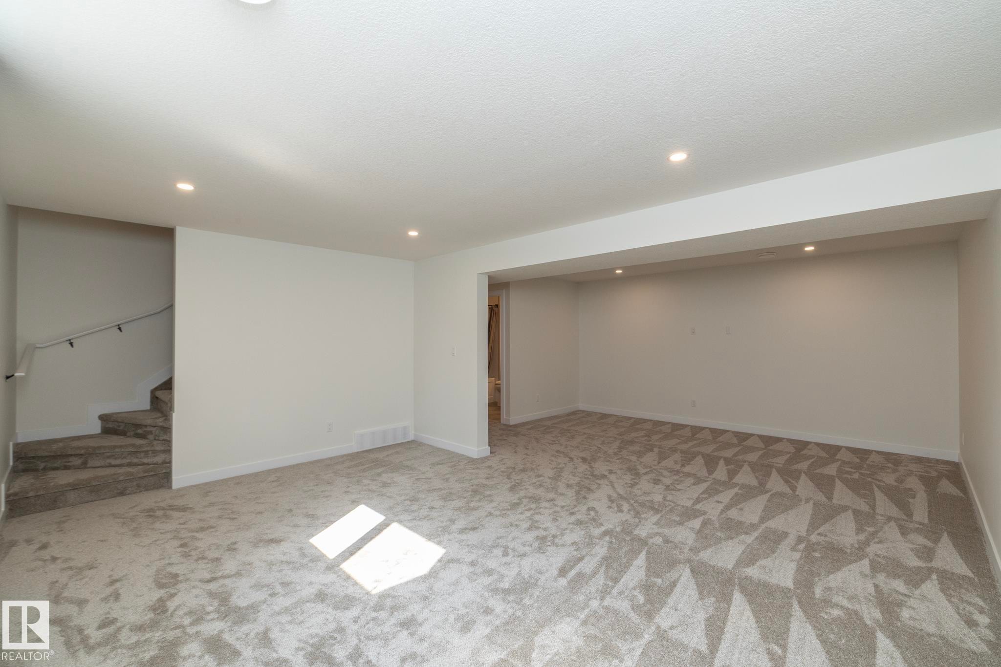 56 Brazeau Drive, Devon, AB - Indoor Photo Showing Other Room