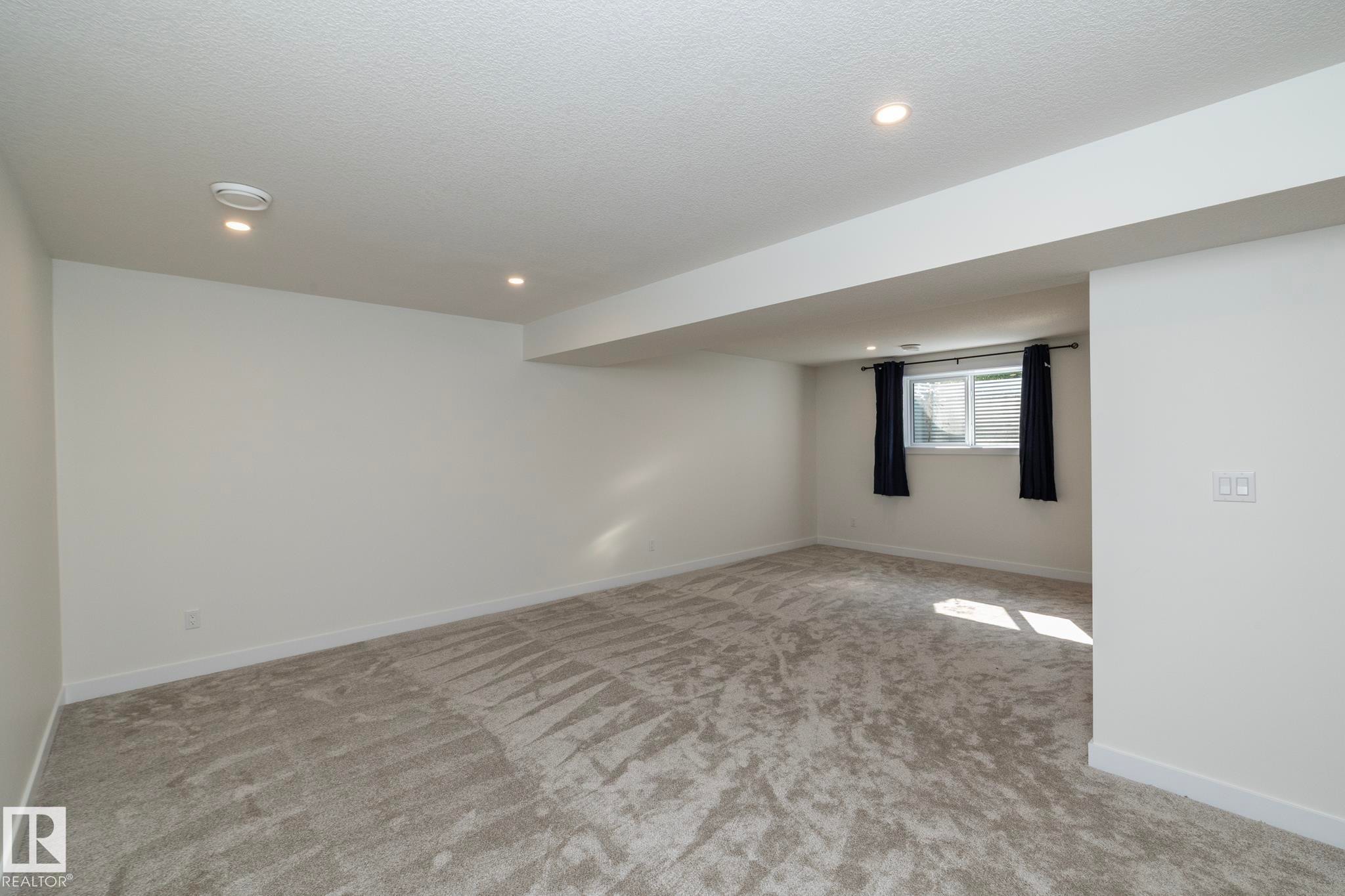 56 Brazeau Drive, Devon, AB - Indoor Photo Showing Other Room