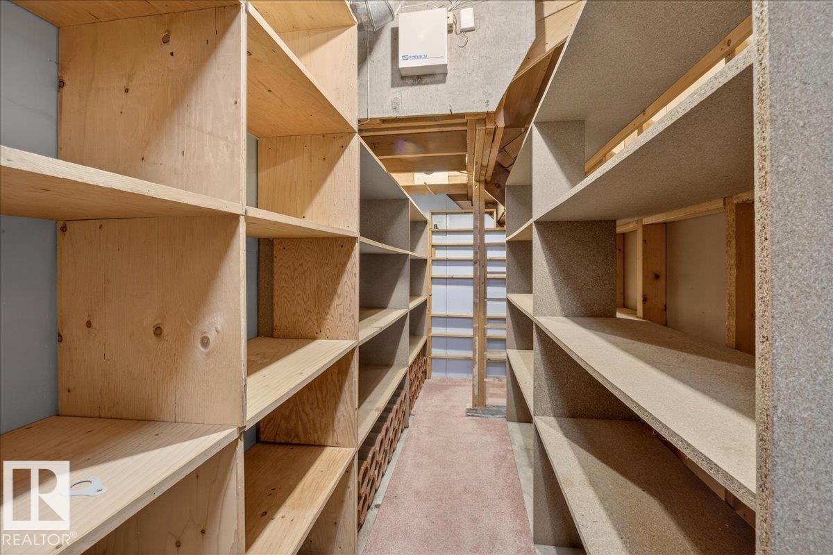 View of storage area - Edmonton, AB - Indoor Photo Showing Other Room