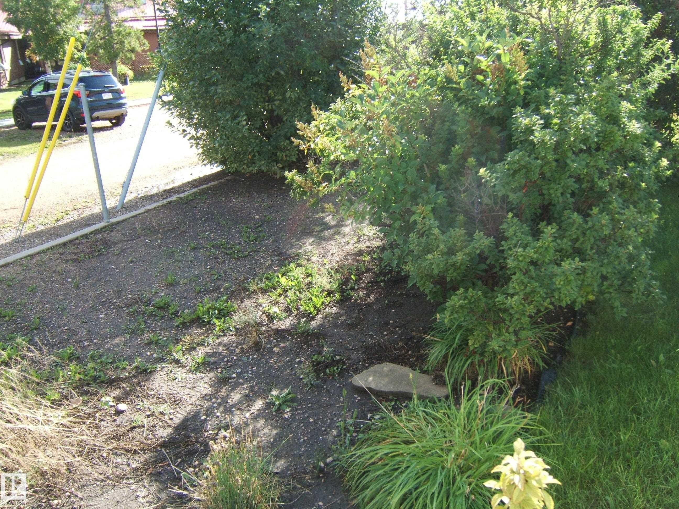 View of yard - 4807 54 Avenue, Two Hills, AB - Outdoor