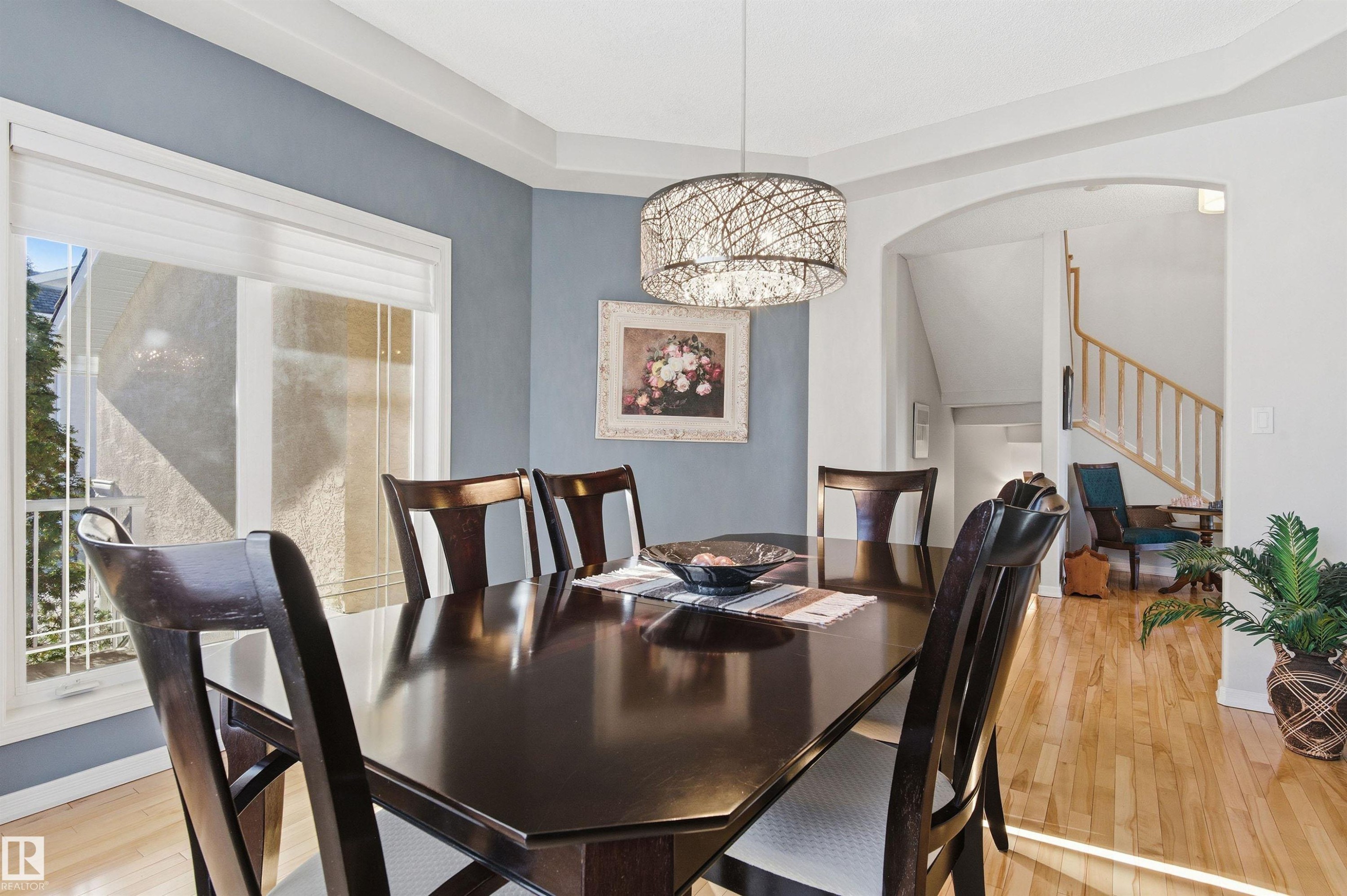 12 577 Butterworth Way, Edmonton, AB - Indoor Photo Showing Dining Room