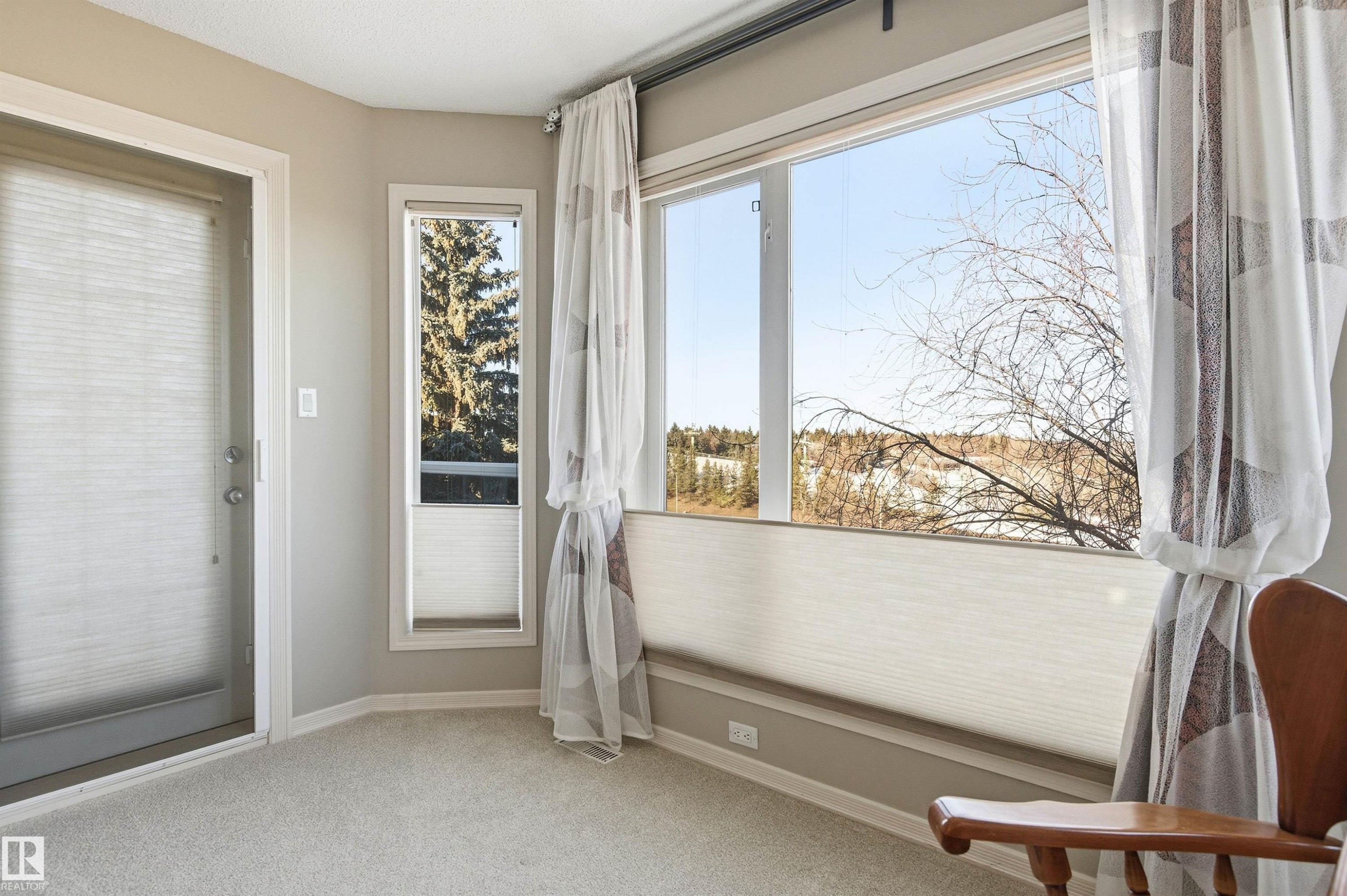 12 577 Butterworth Way, Edmonton, AB - Indoor Photo Showing Other Room