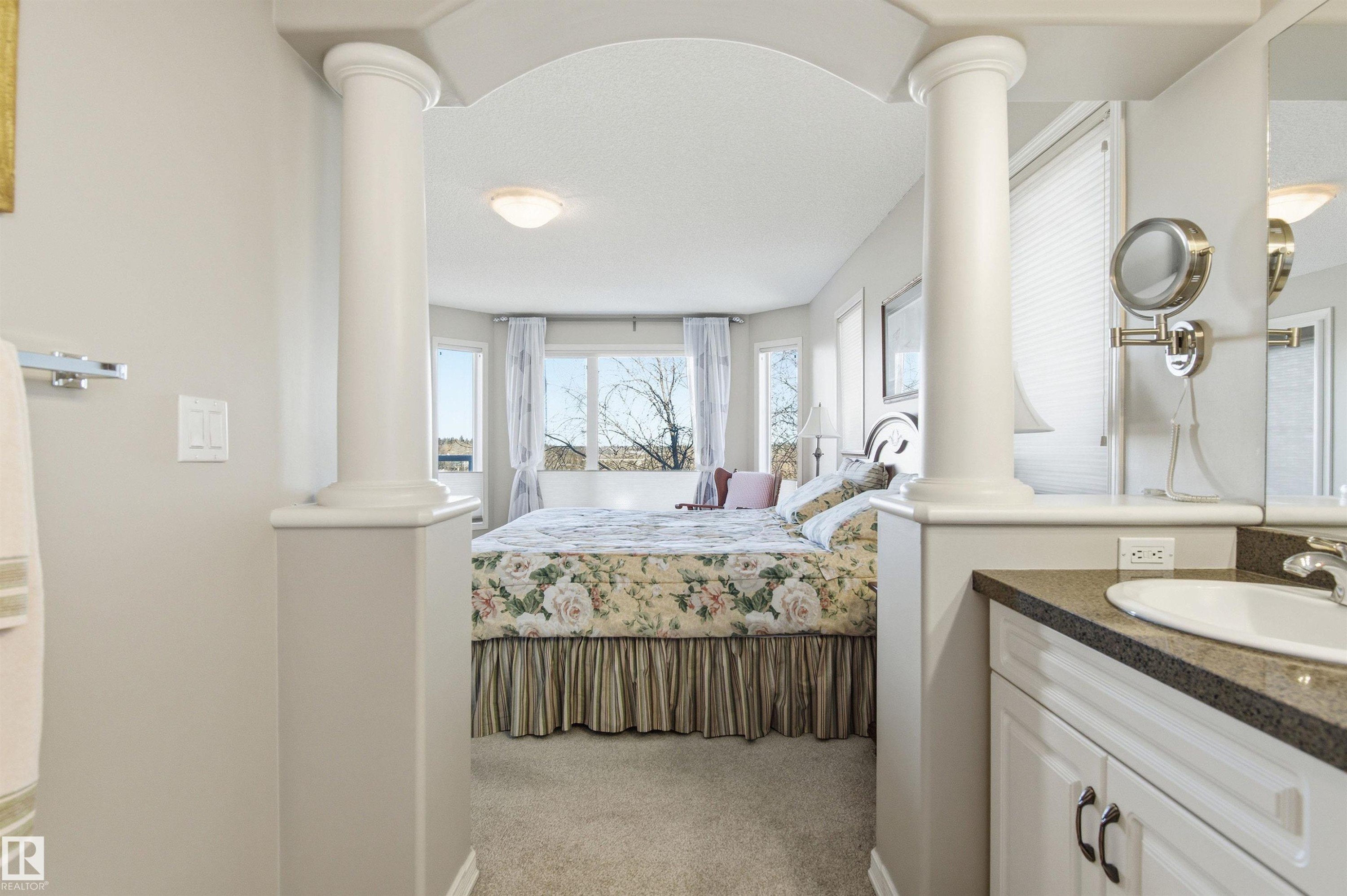 12 577 Butterworth Way, Edmonton, AB - Indoor Photo Showing Bathroom