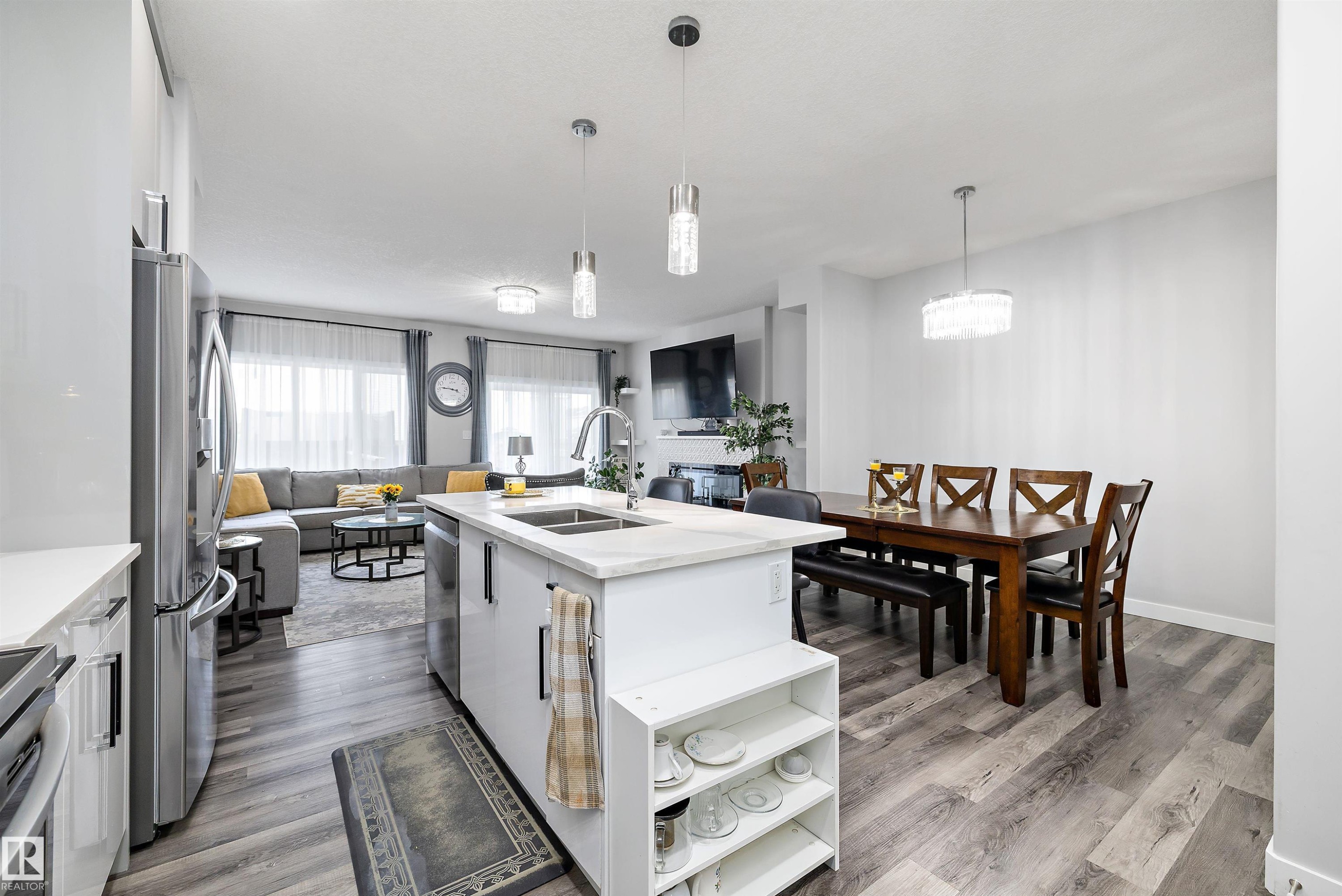 6506 167A Avenue, Edmonton, AB - Indoor Photo Showing Other Room