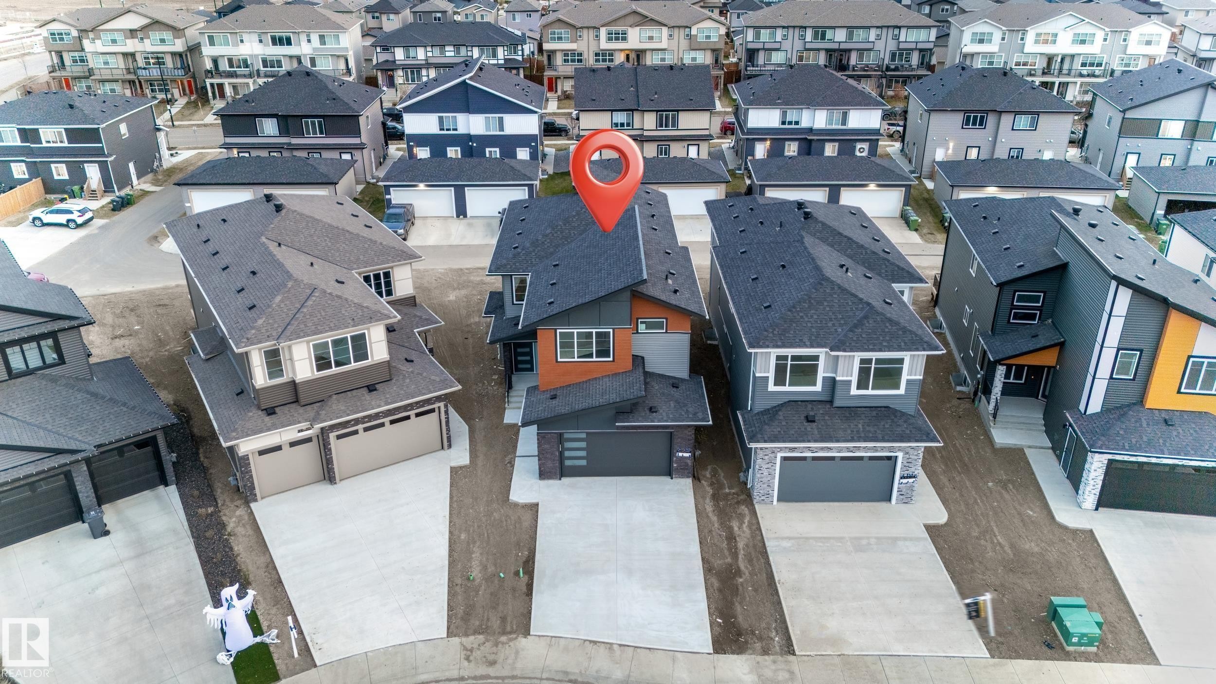 125 Lilac Close, Leduc, AB - Outdoor With Facade