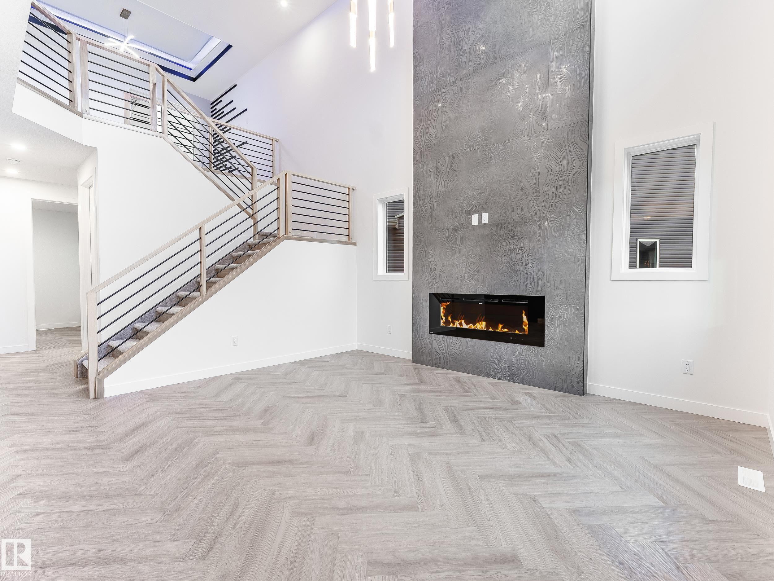 125 Lilac Close, Leduc, AB - Indoor With Fireplace