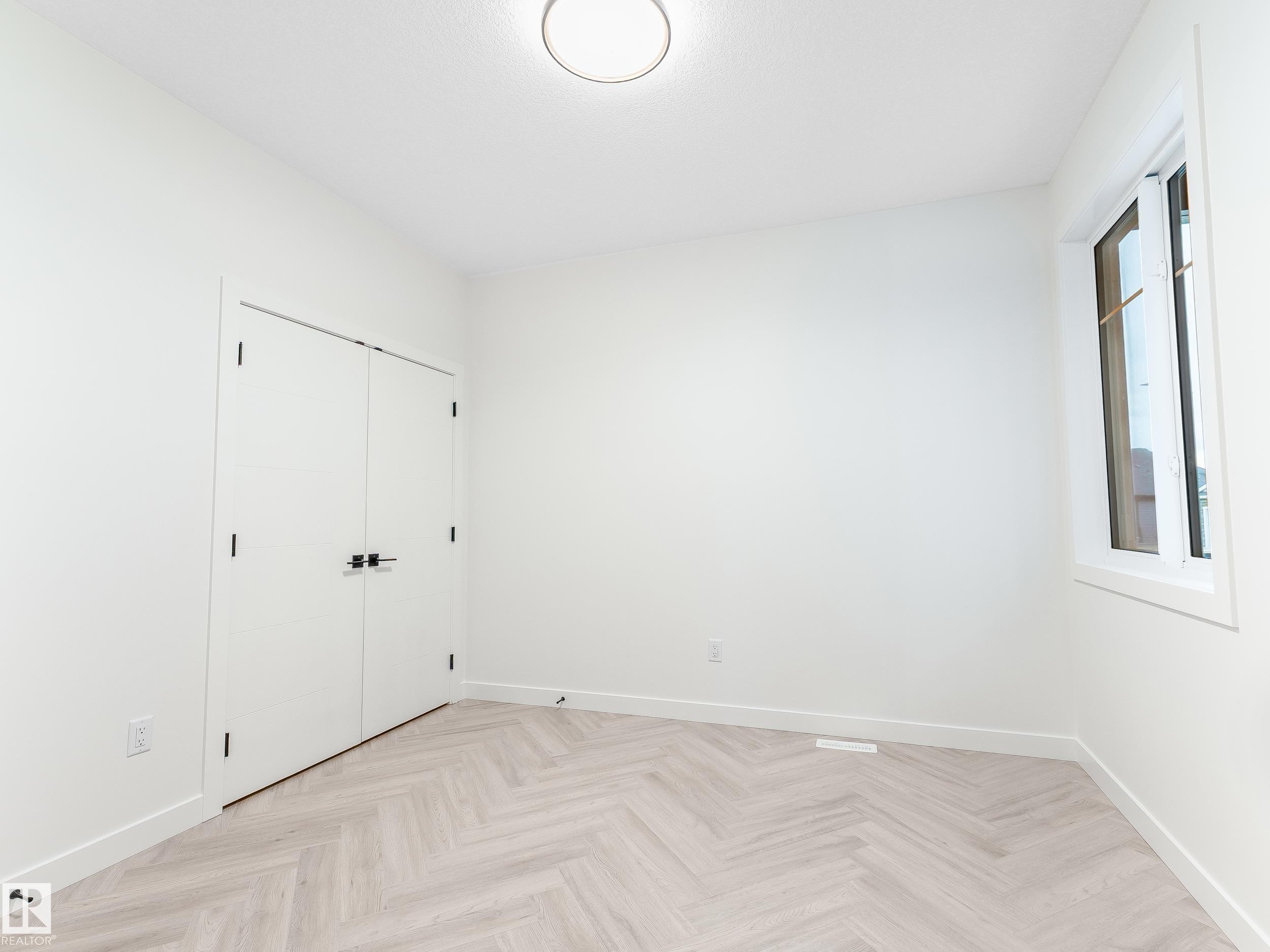125 Lilac Close, Leduc, AB - Indoor Photo Showing Other Room
