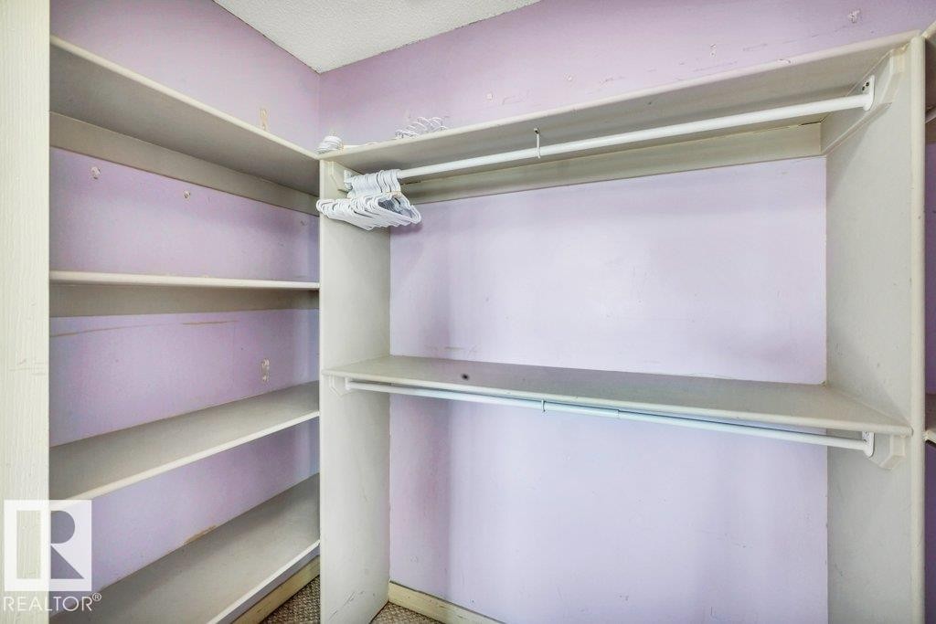 2144 37B Avenue, Edmonton, AB - Indoor