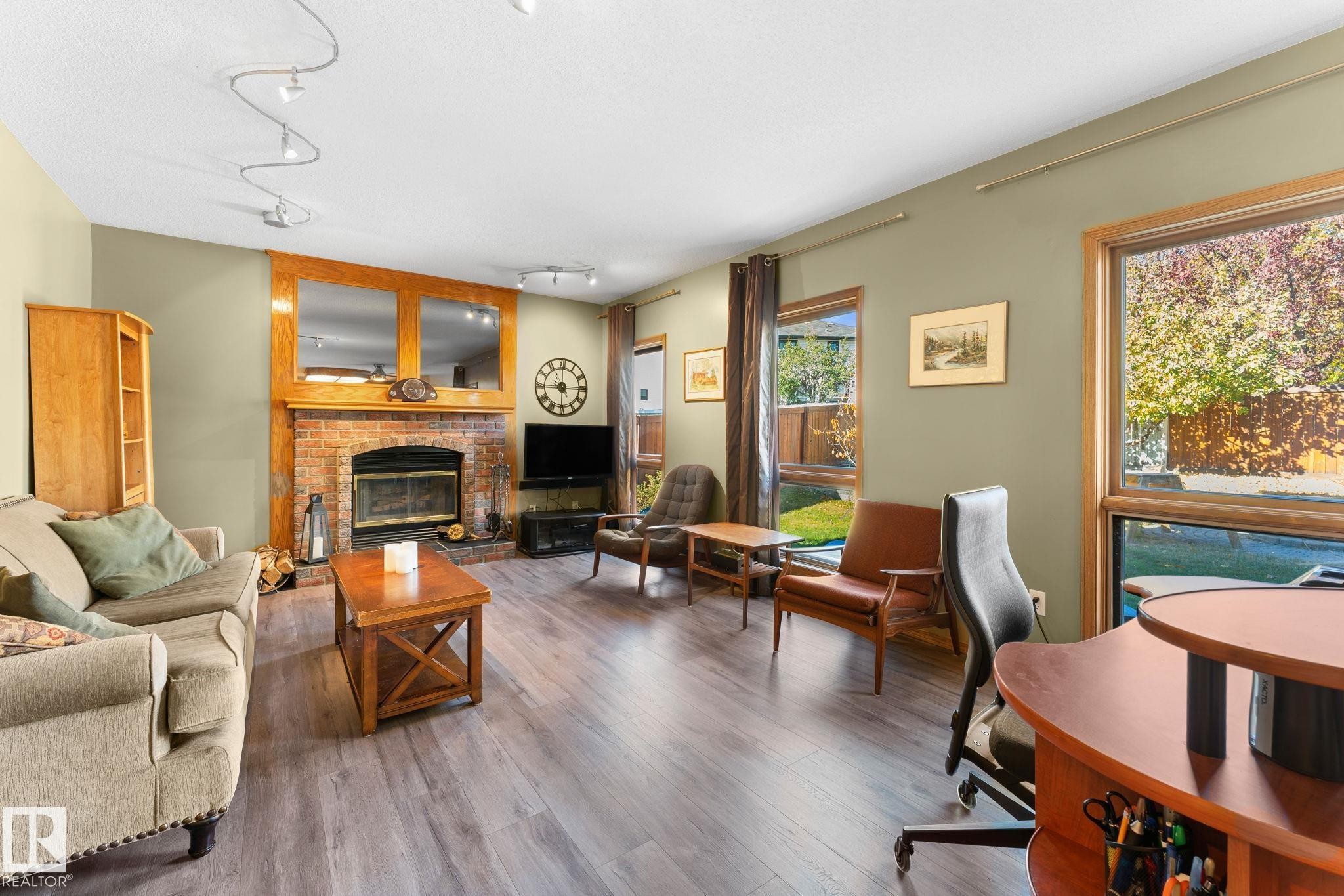 6018 156 Avenue, Edmonton, AB - Indoor Photo Showing Living Room With Fireplace