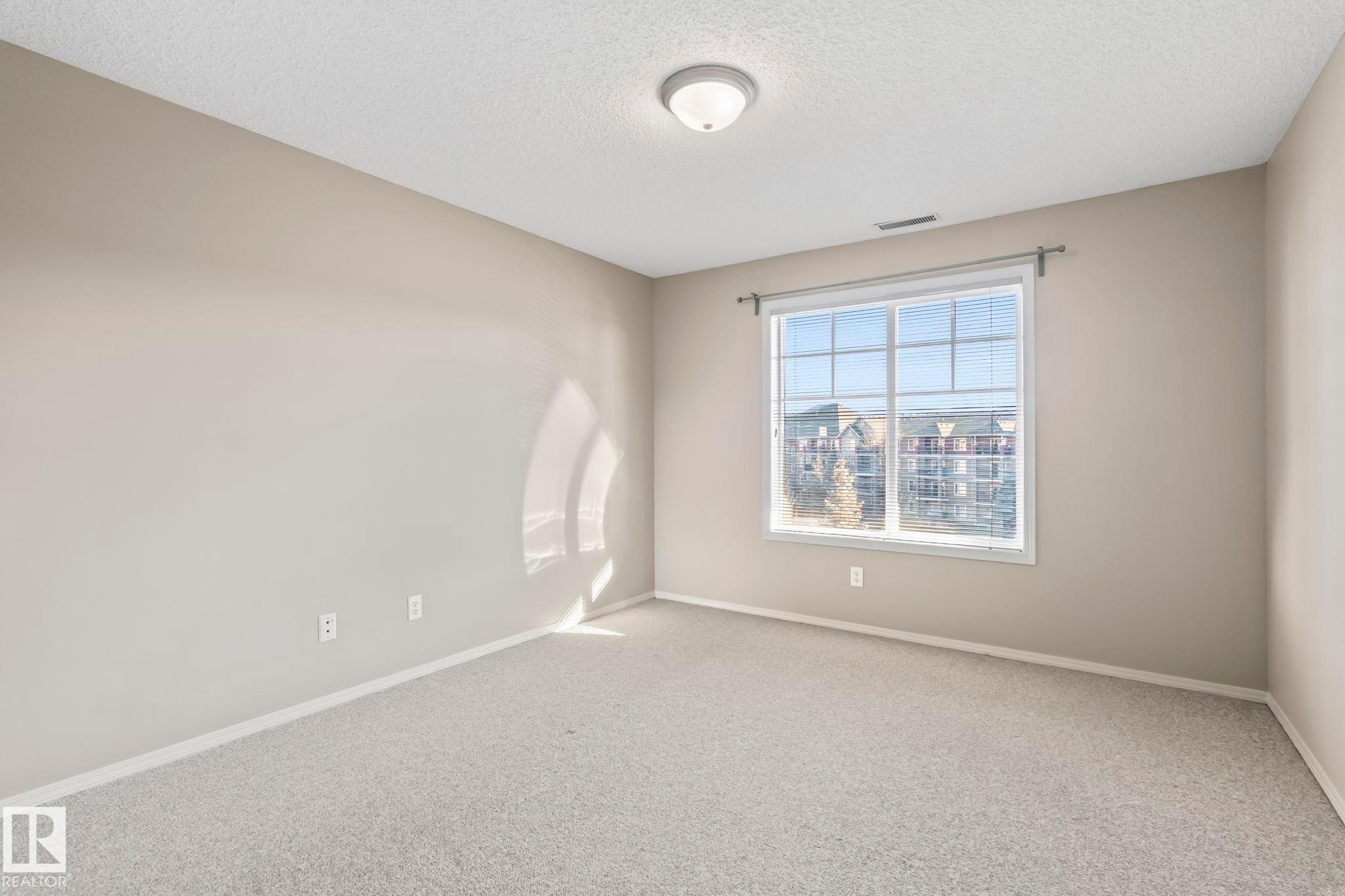 408 2098 Blackmud Creek Drive, Edmonton, AB - Indoor Photo Showing Other Room
