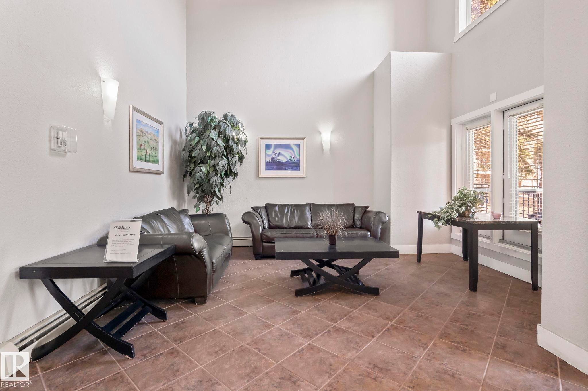 408 2098 Blackmud Creek Drive, Edmonton, AB - Indoor Photo Showing Other Room