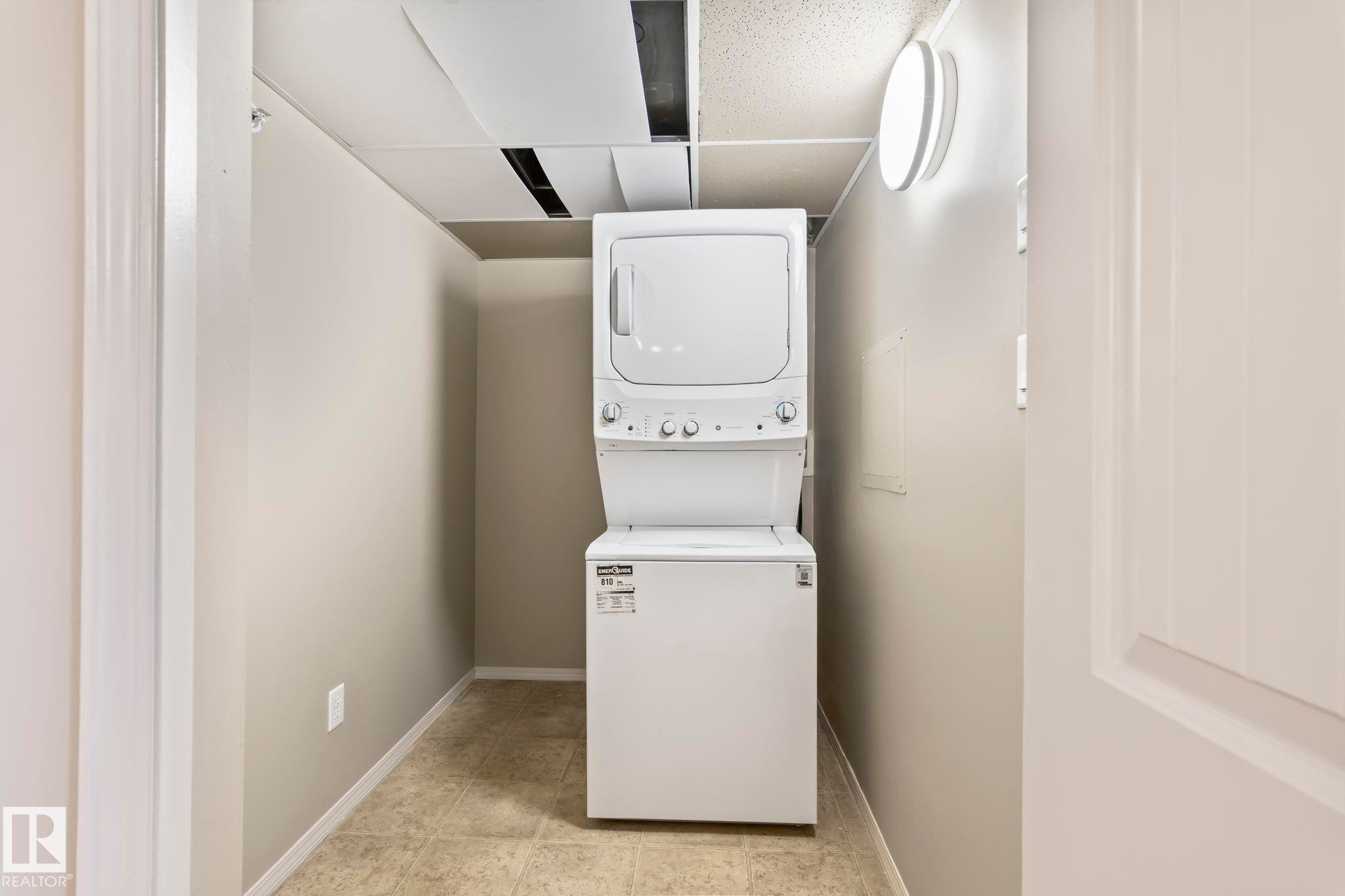 408 2098 Blackmud Creek Drive, Edmonton, AB - Indoor Photo Showing Laundry Room