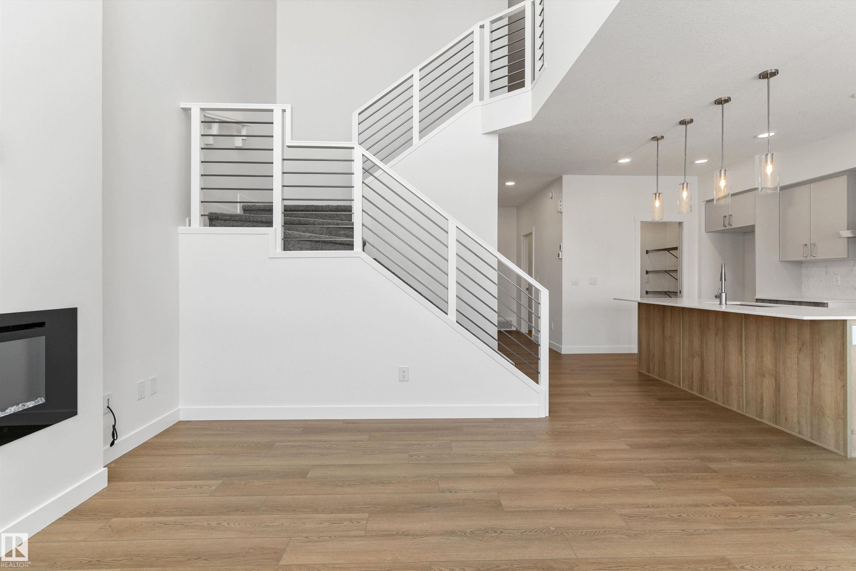 756 Astoria Way, Devon, AB - Indoor Photo Showing Other Room