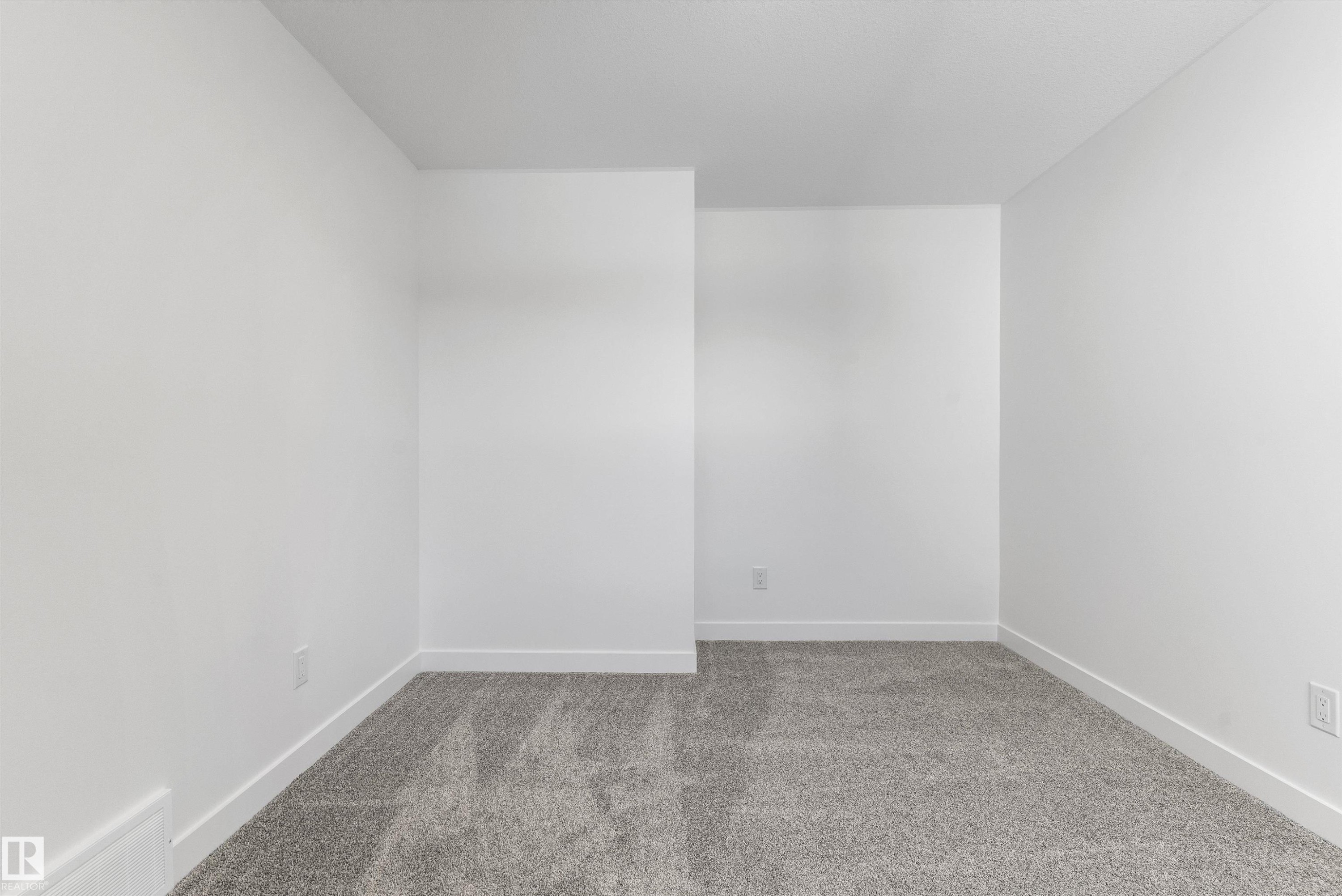 756 Astoria Way, Devon, AB - Indoor Photo Showing Other Room