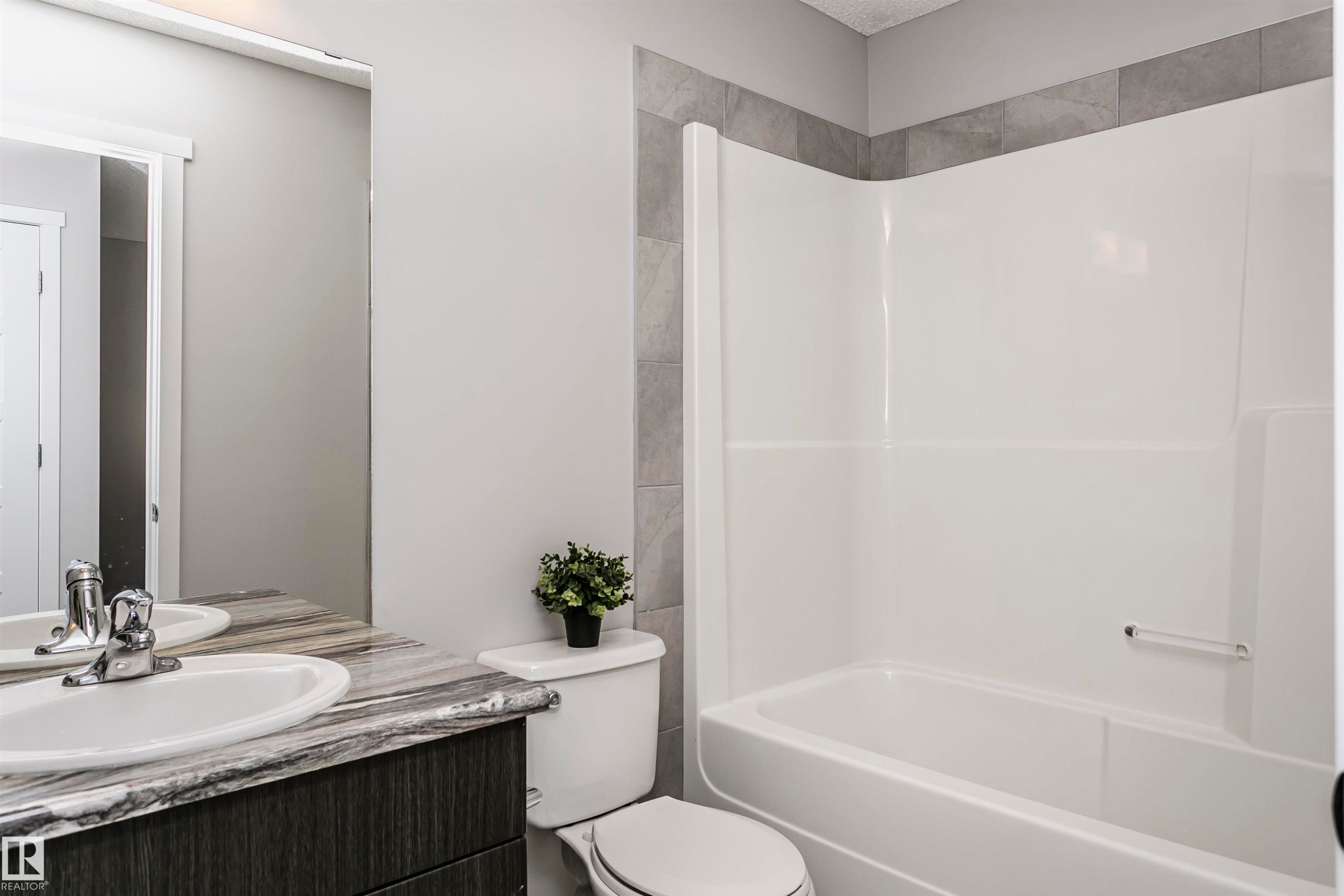 291 Edgemont Road, Edmonton, AB - Indoor Photo Showing Bathroom