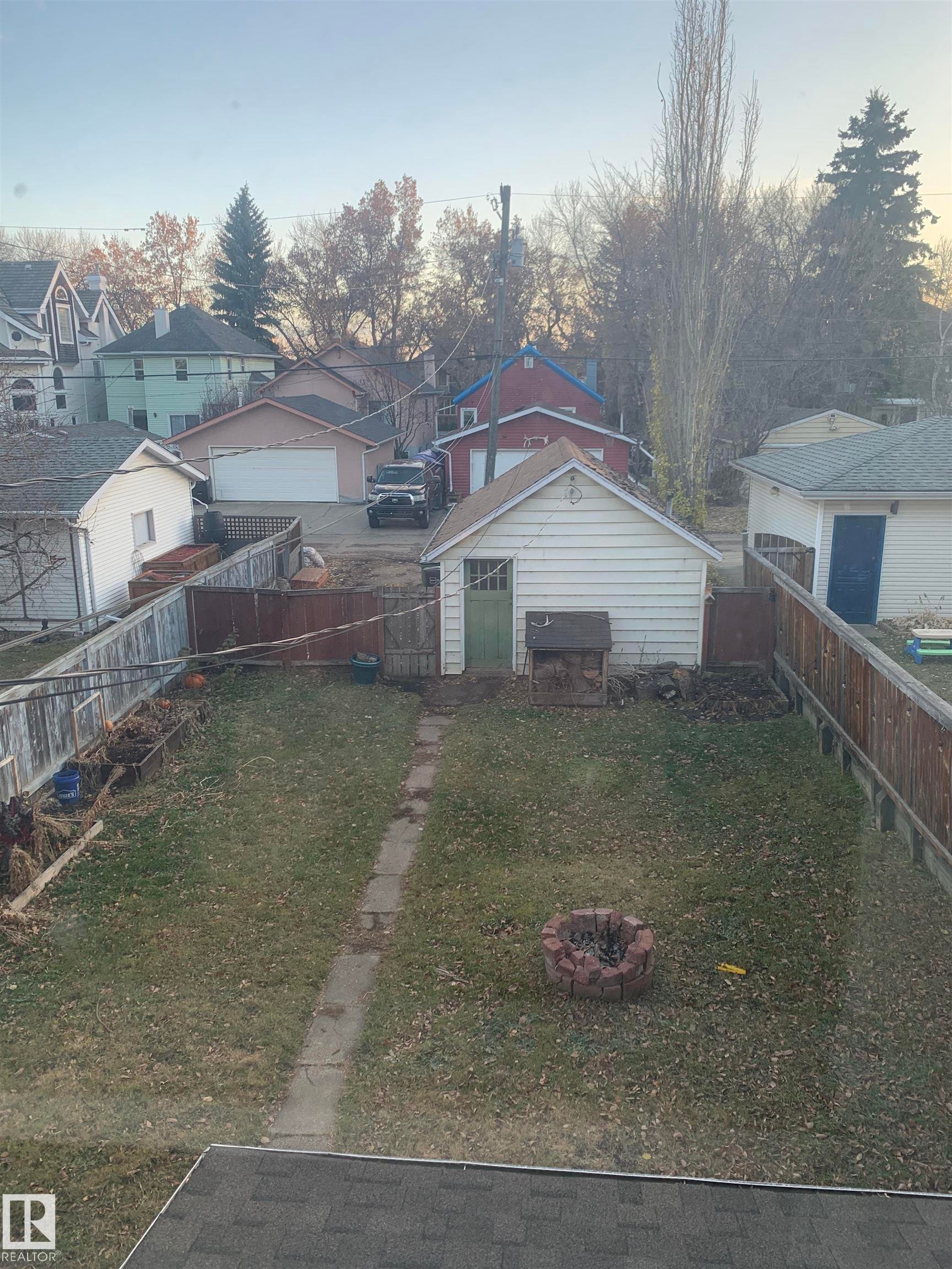 9747 90 Avenue, Edmonton, AB - Outdoor