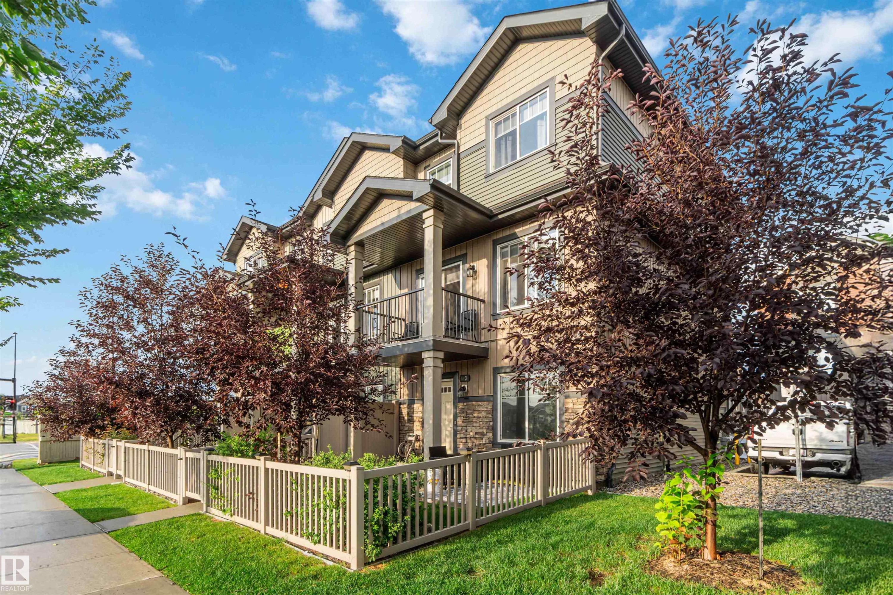 3 3305 Orchards Link Sw, Edmonton, AB - Outdoor With Balcony