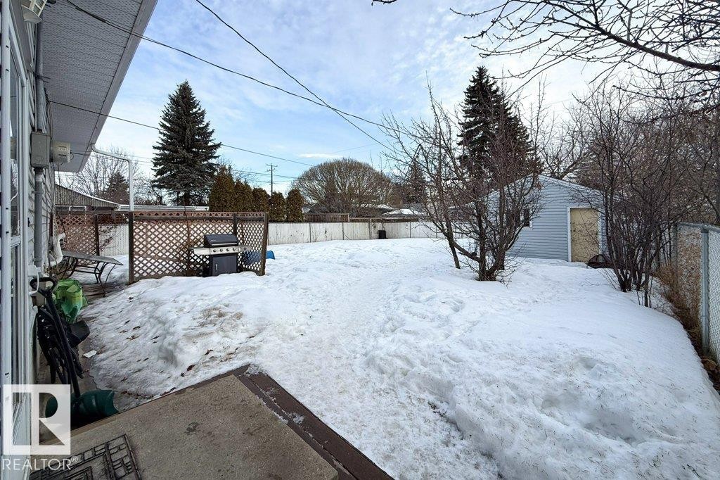 11235 Groat Road, Edmonton, AB - Outdoor