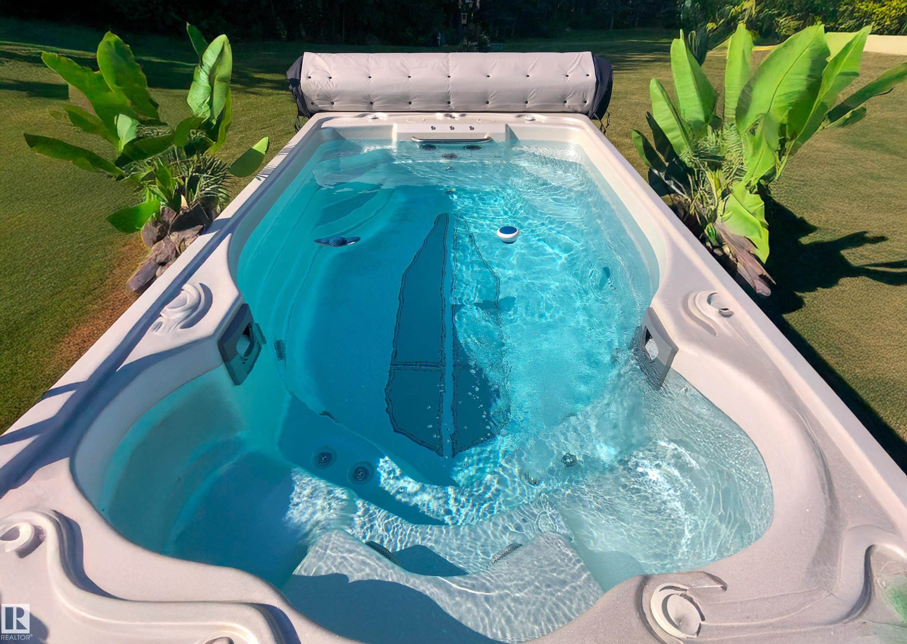 #14 52001 Rge Road 275, Rural Parkland County, AB - Outdoor With In Ground Pool