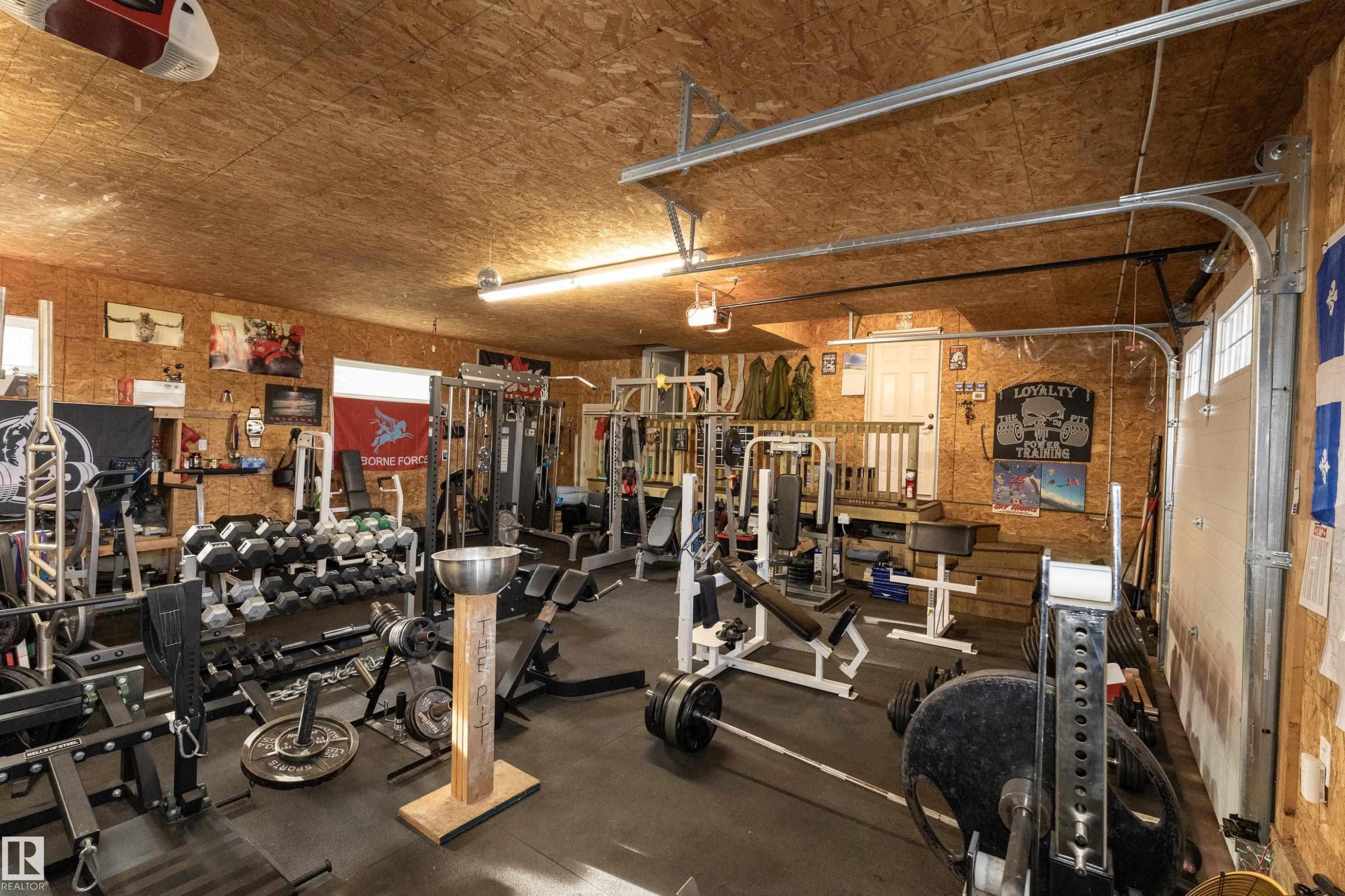 #14 52001 Rge Road 275, Rural Parkland County, AB - Indoor Photo Showing Gym Room