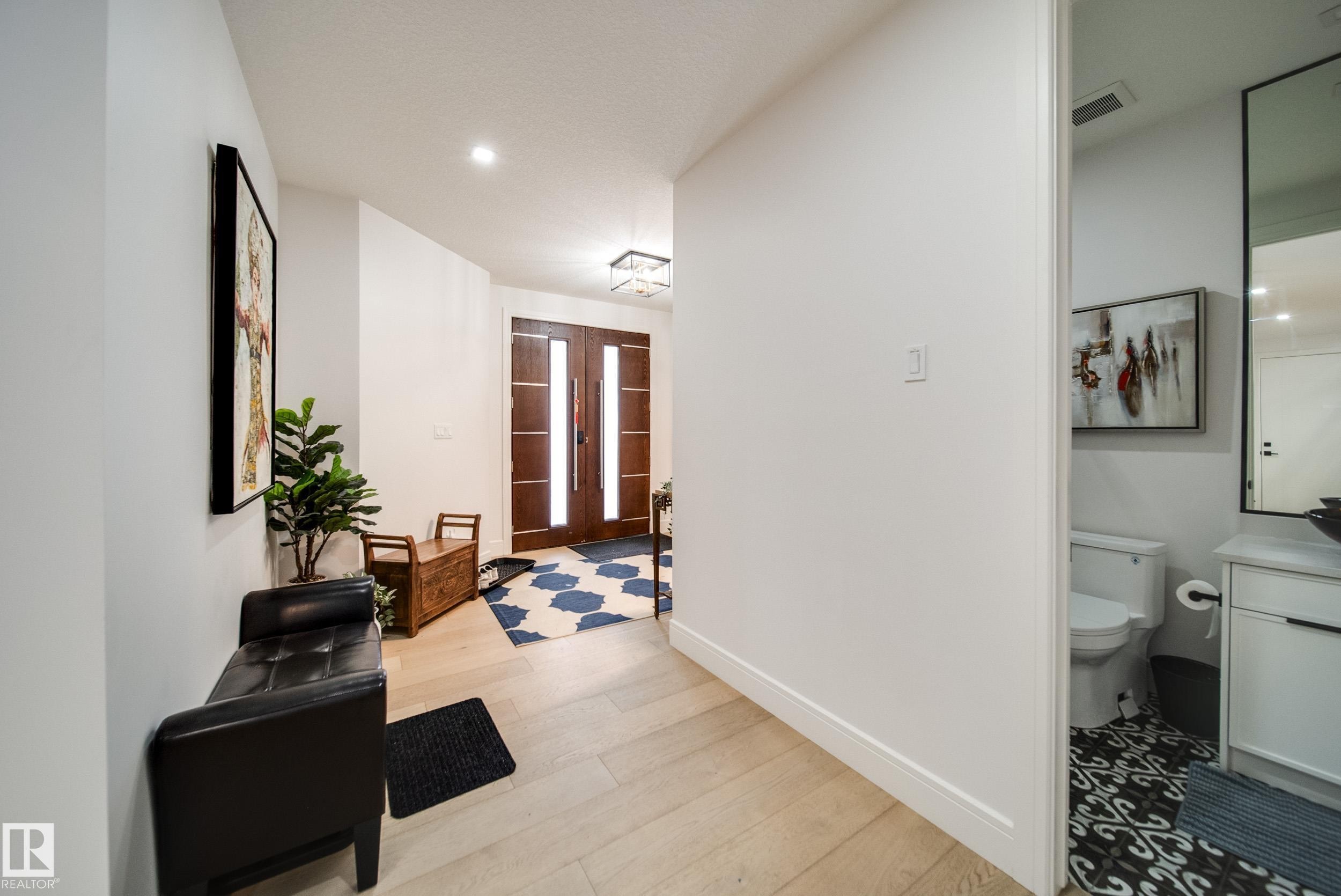 4416 Suzanna Crescent, Edmonton, AB - Indoor Photo Showing Other Room