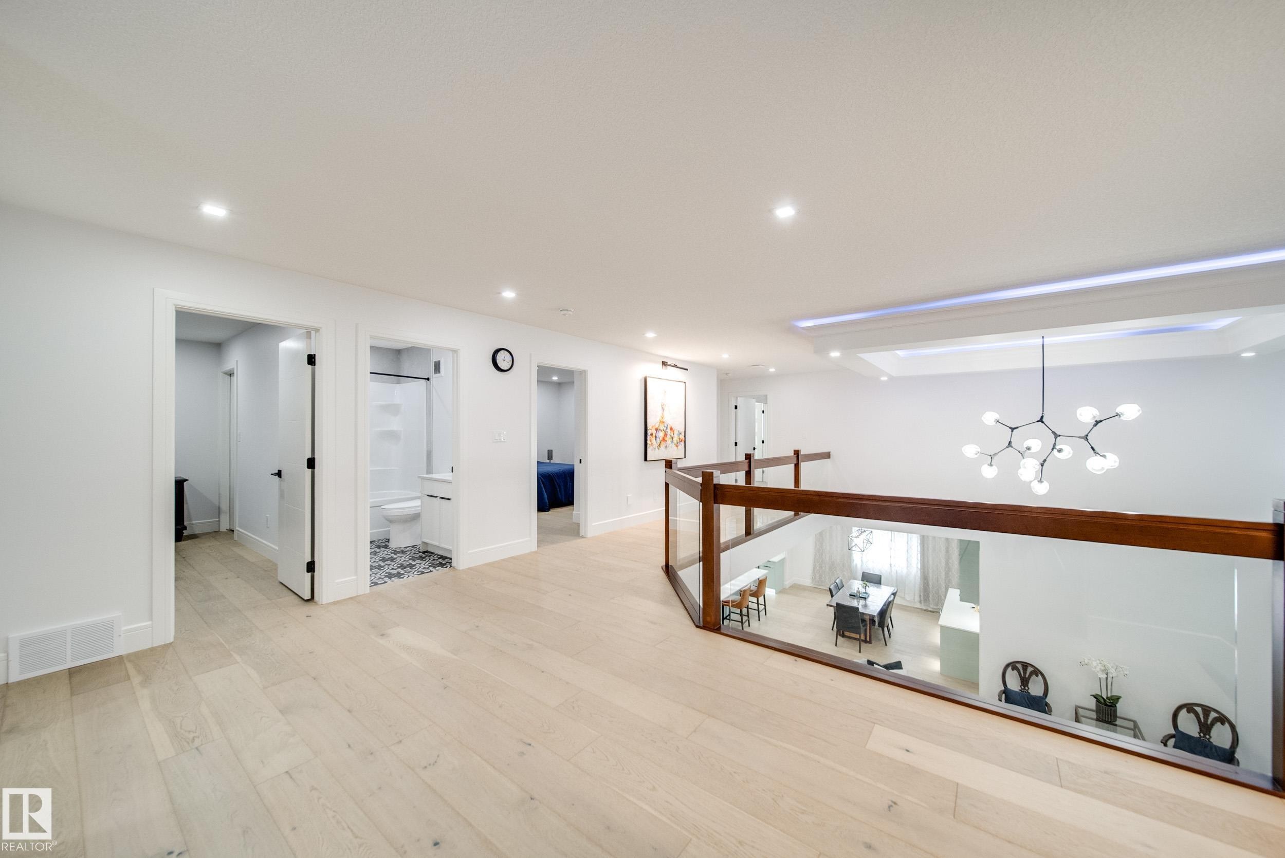 4416 Suzanna Crescent, Edmonton, AB - Indoor Photo Showing Other Room