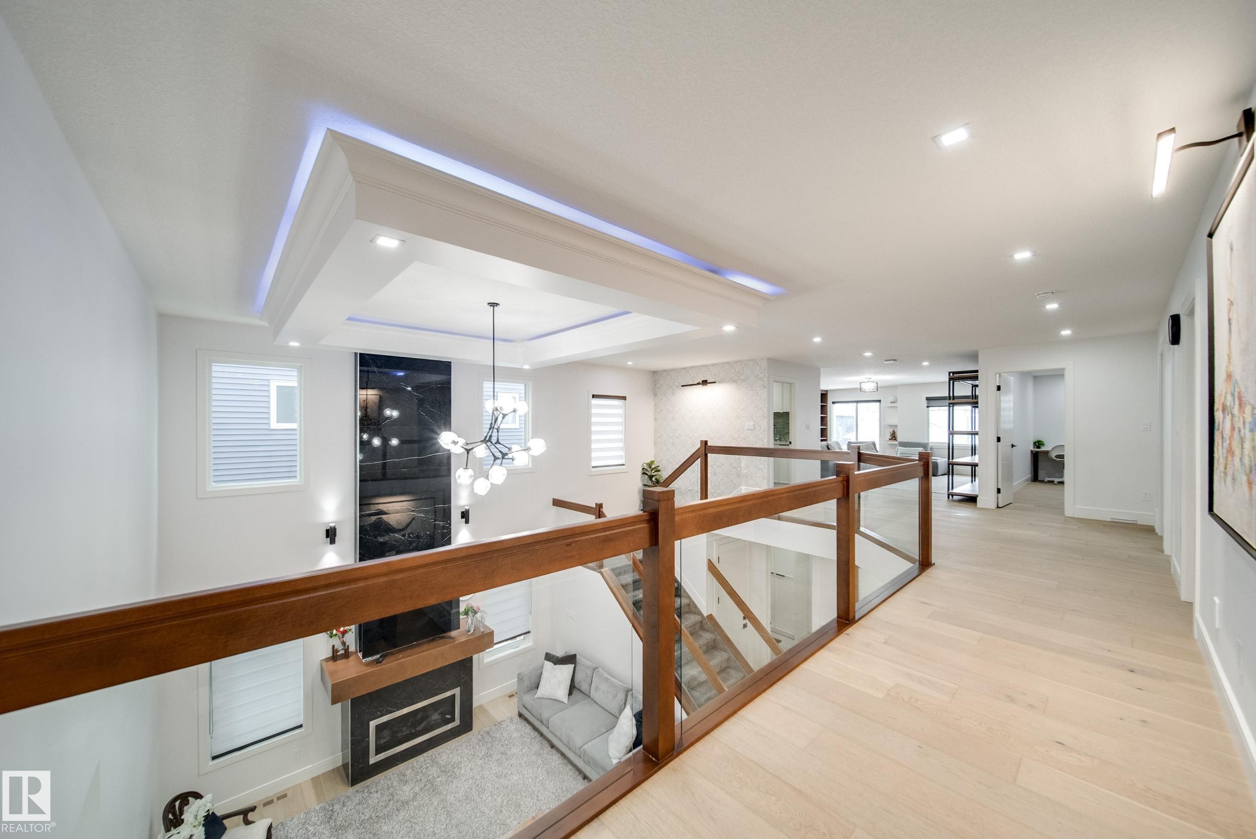 4416 Suzanna Crescent, Edmonton, AB - Indoor Photo Showing Other Room