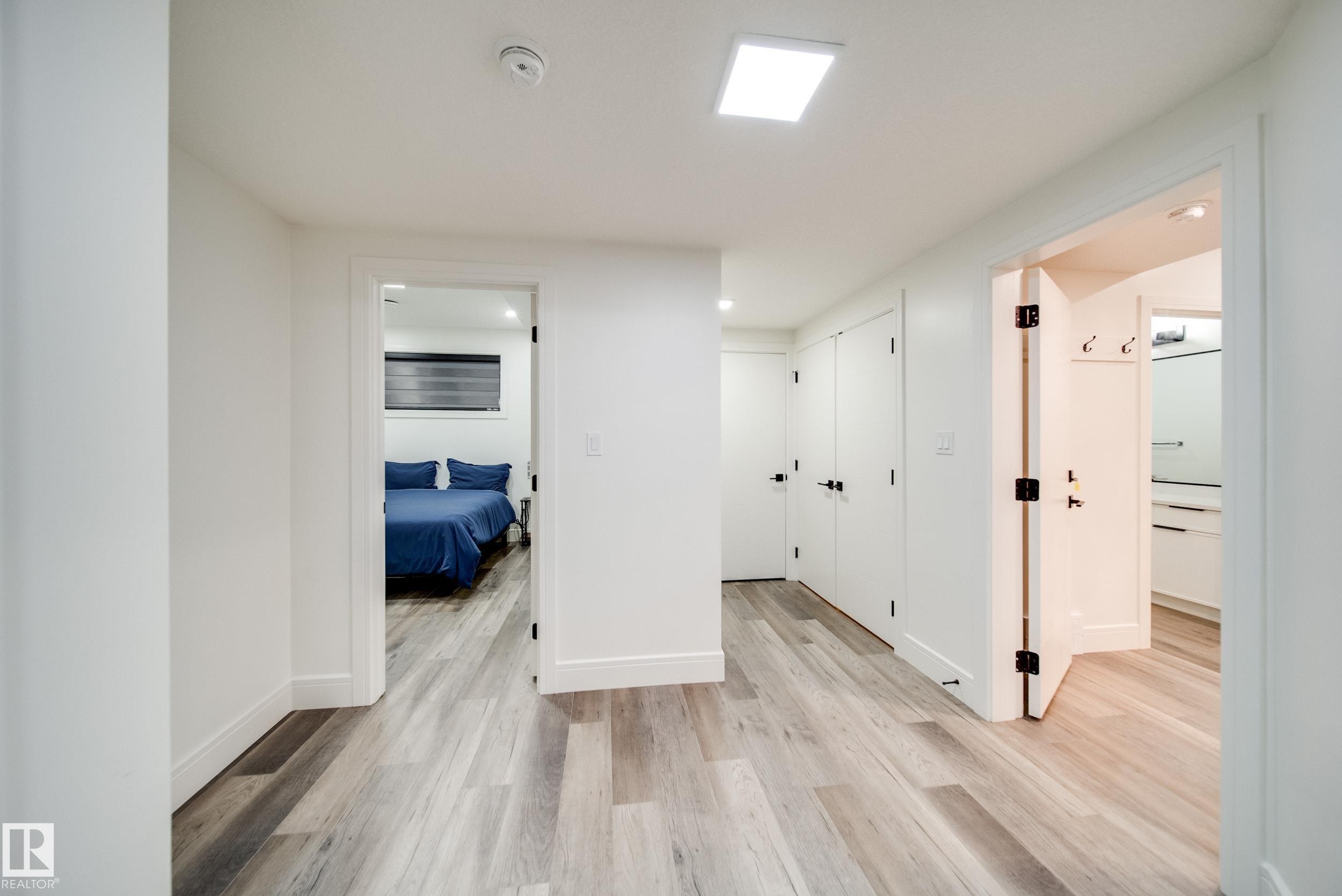 4416 Suzanna Crescent, Edmonton, AB - Indoor Photo Showing Other Room