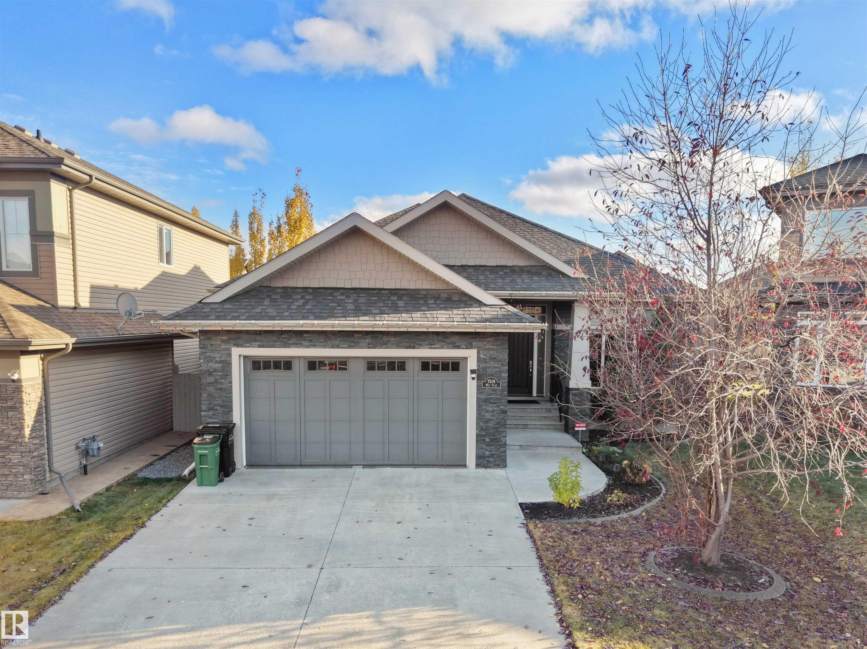 3509 West Place, Edmonton, AB - Outdoor