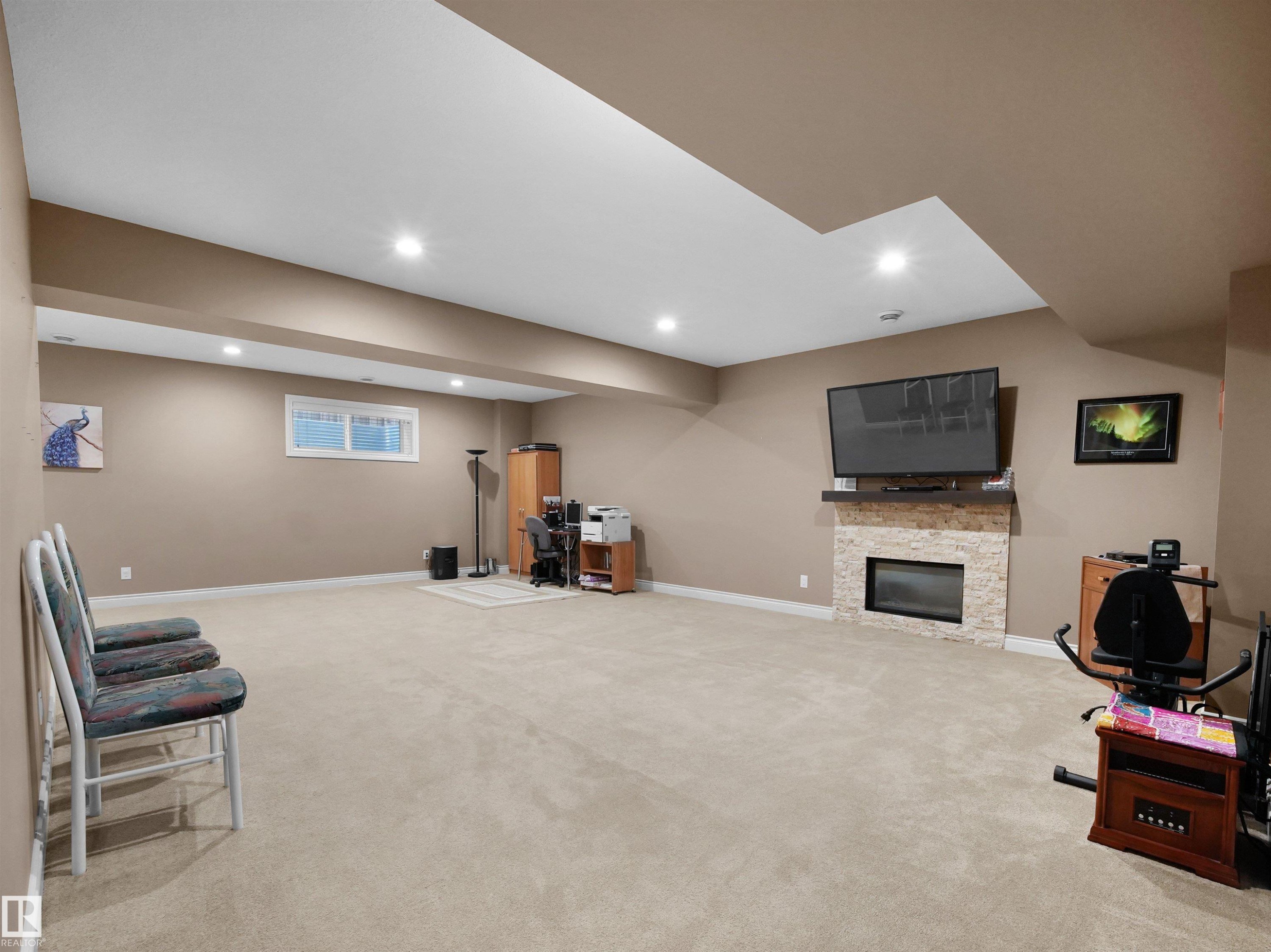 3509 West Place, Edmonton, AB - Indoor Photo Showing Basement