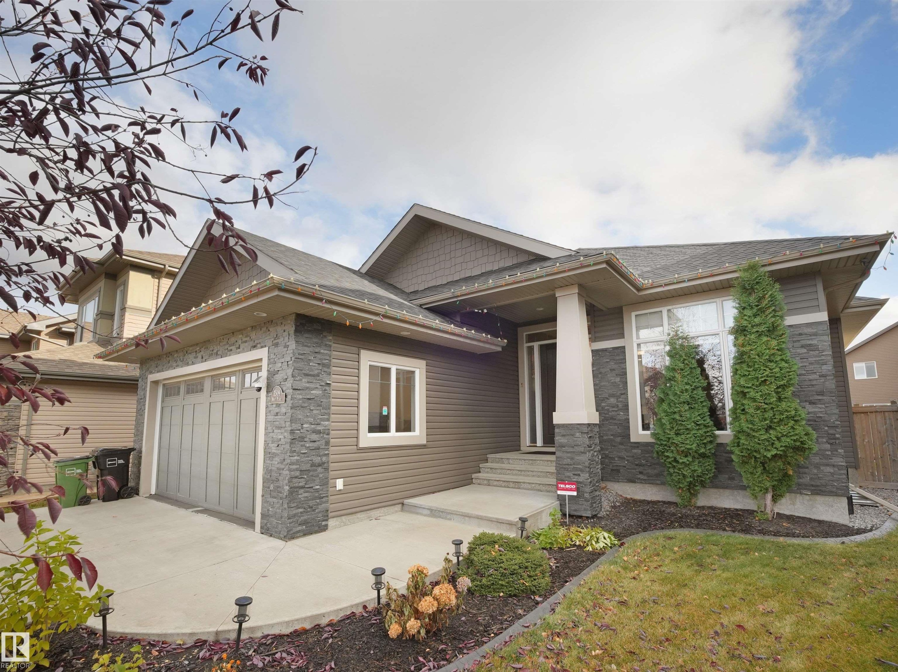 3509 West Place, Edmonton, AB - Outdoor