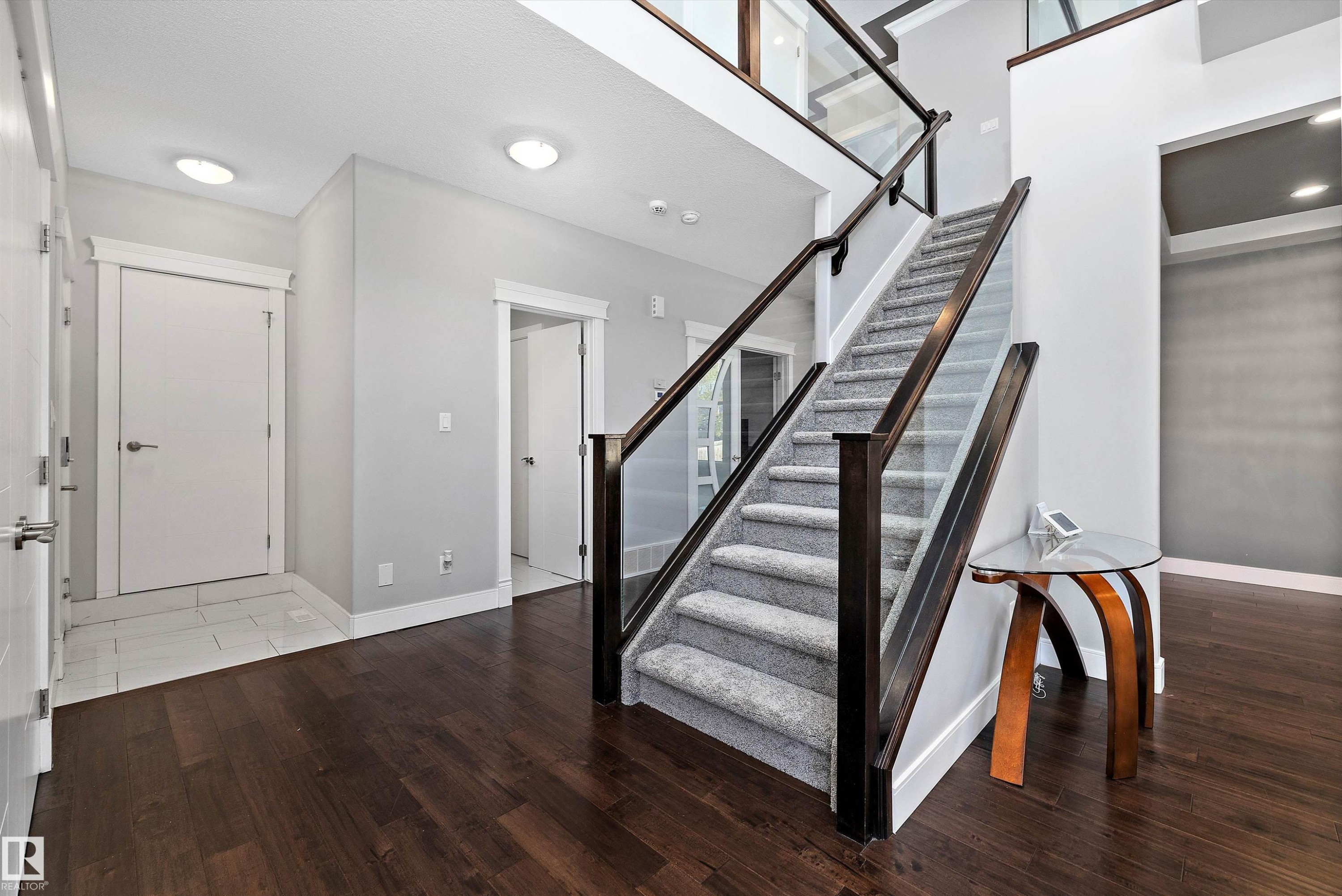 1339 Adamson Drive, Edmonton, AB - Indoor Photo Showing Other Room