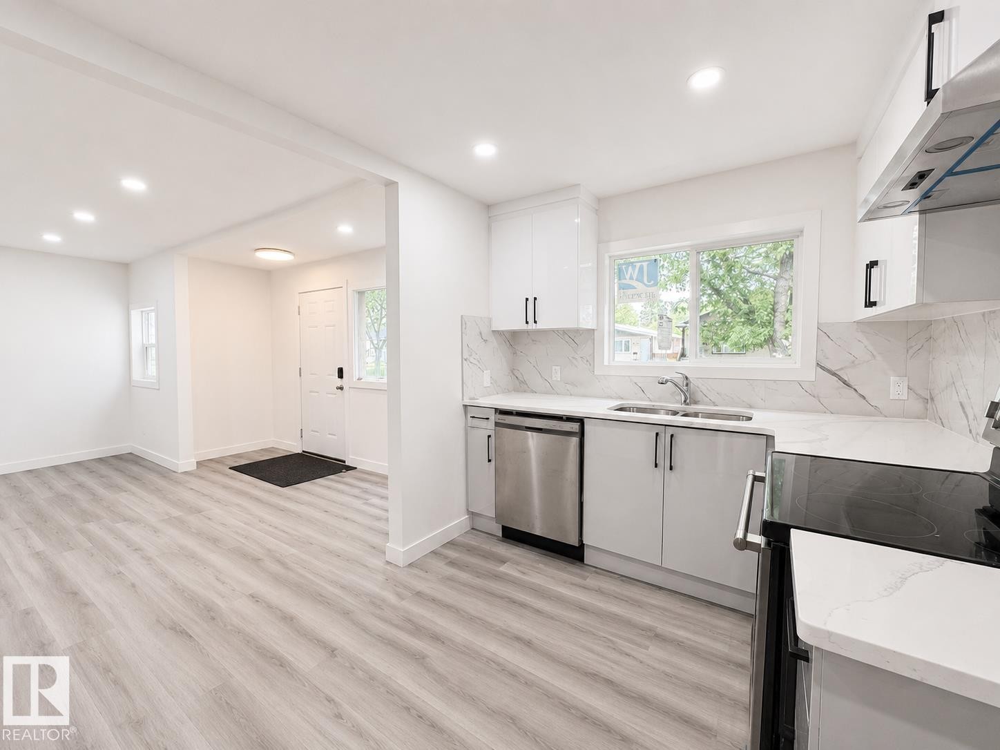 12746 116 Street, Edmonton, AB - Indoor Photo Showing Other Room