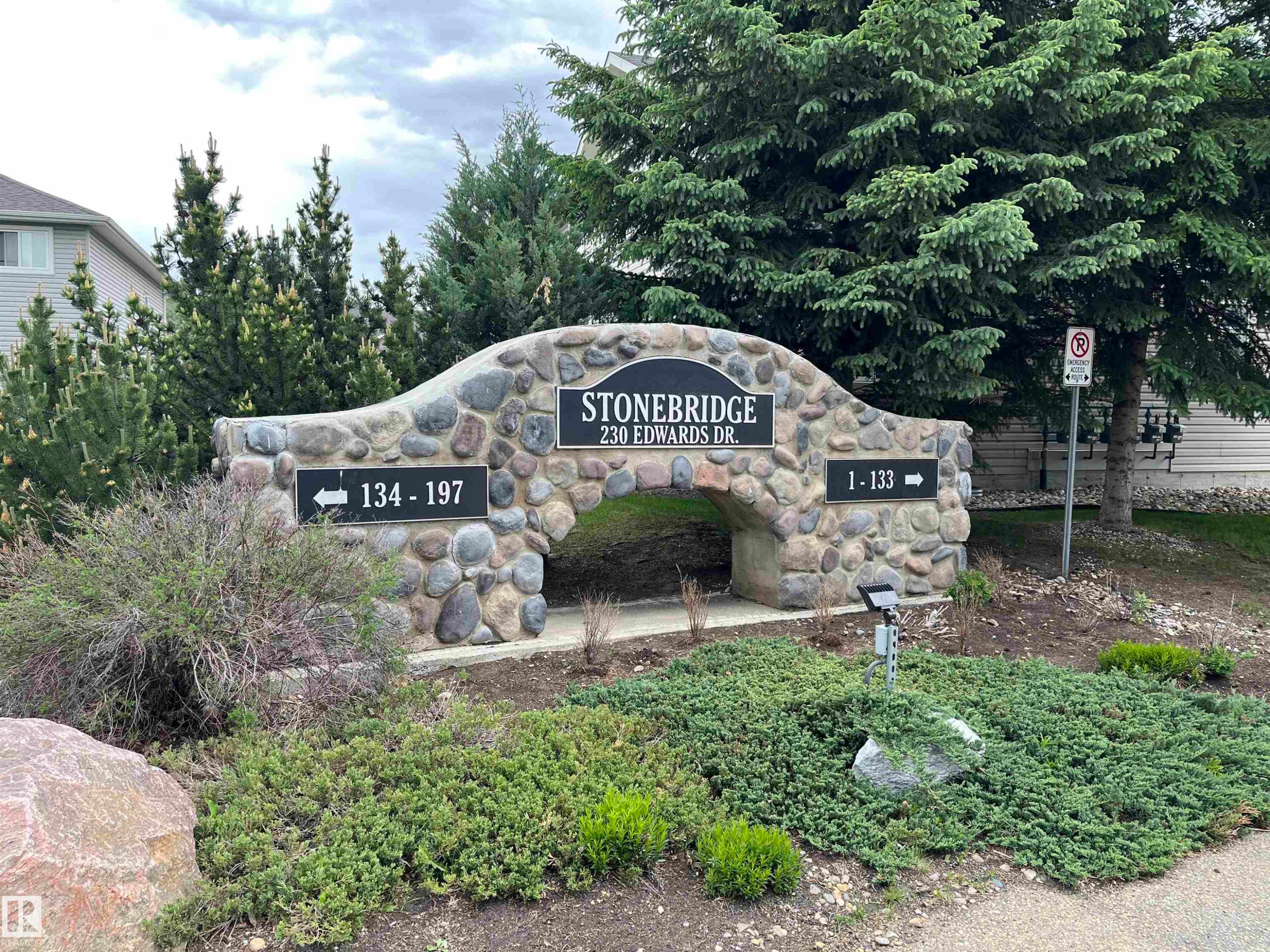 185 230 Edwards Drive, Edmonton, AB