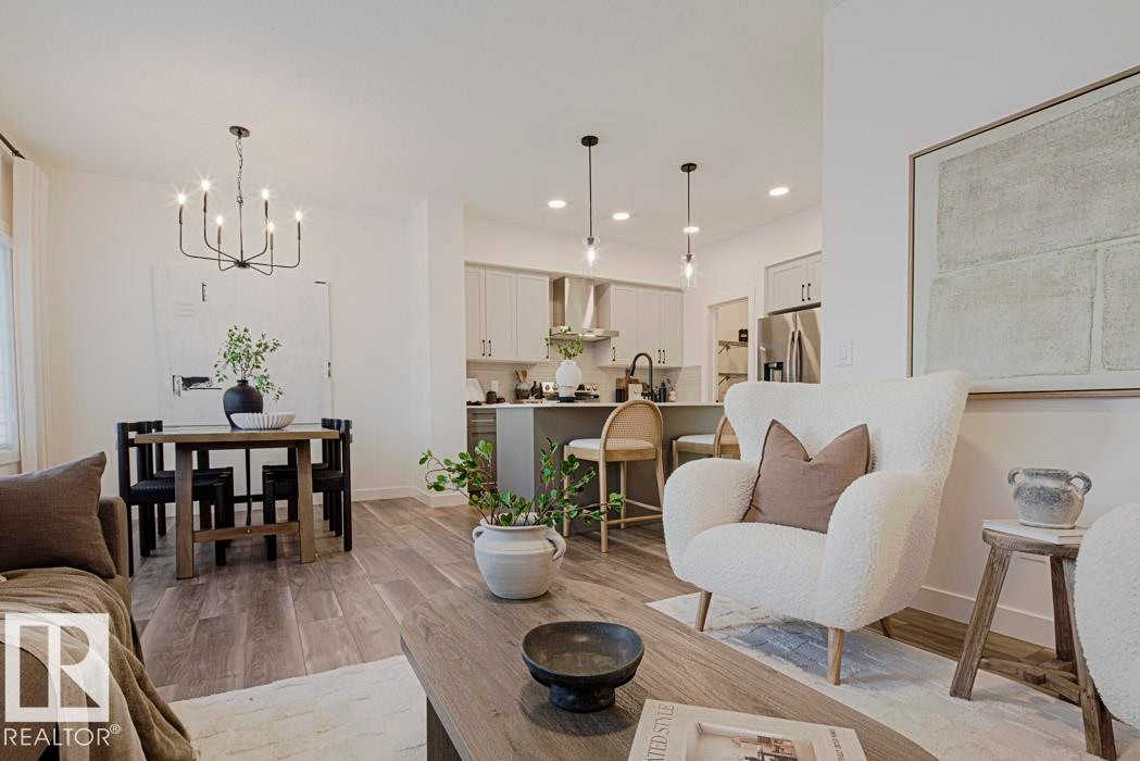 4178 Kinglet Drive, Edmonton, AB - Indoor Photo Showing Living Room