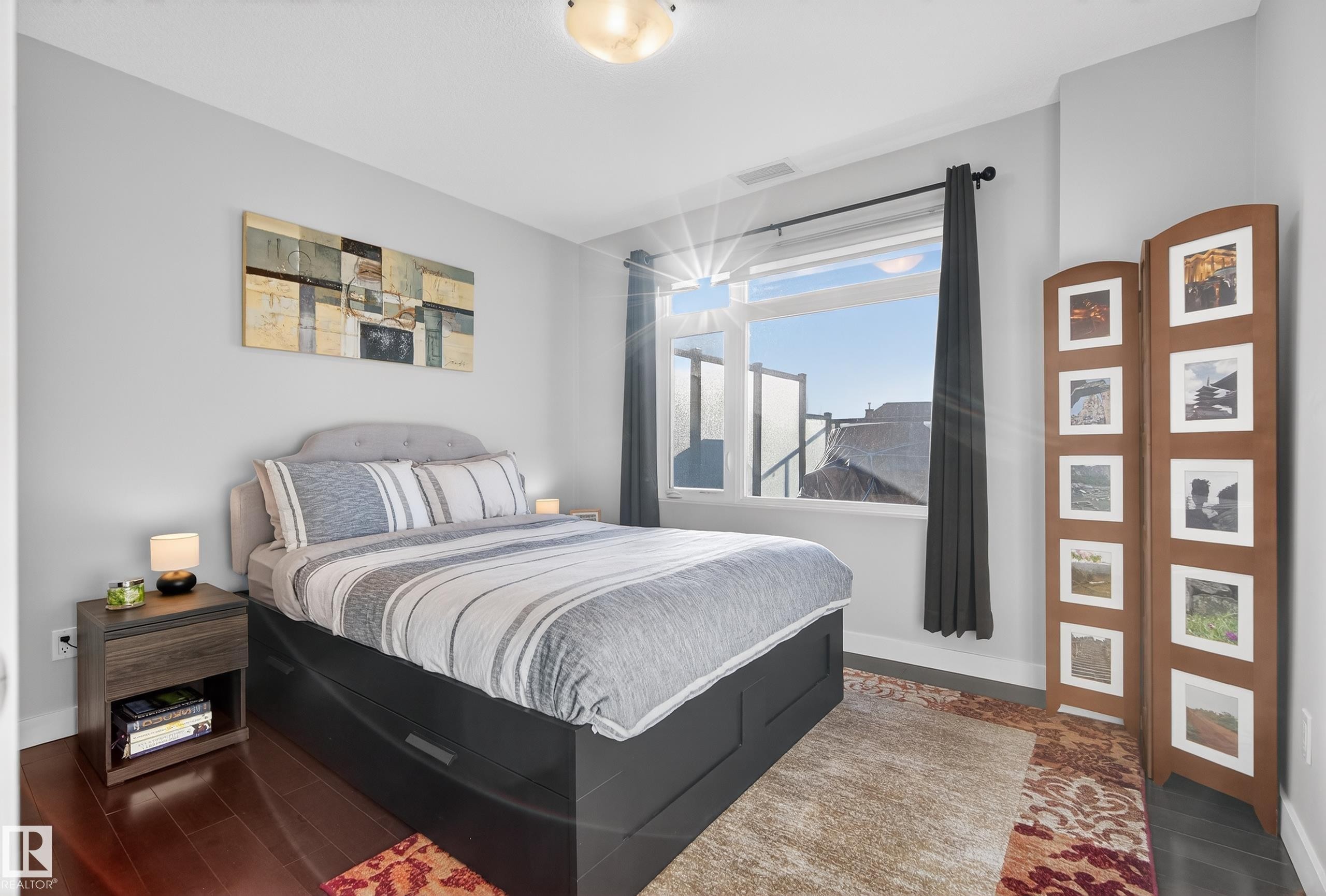 201 5151 Windermere Boulevard, Edmonton, AB - Indoor Photo Showing Bedroom