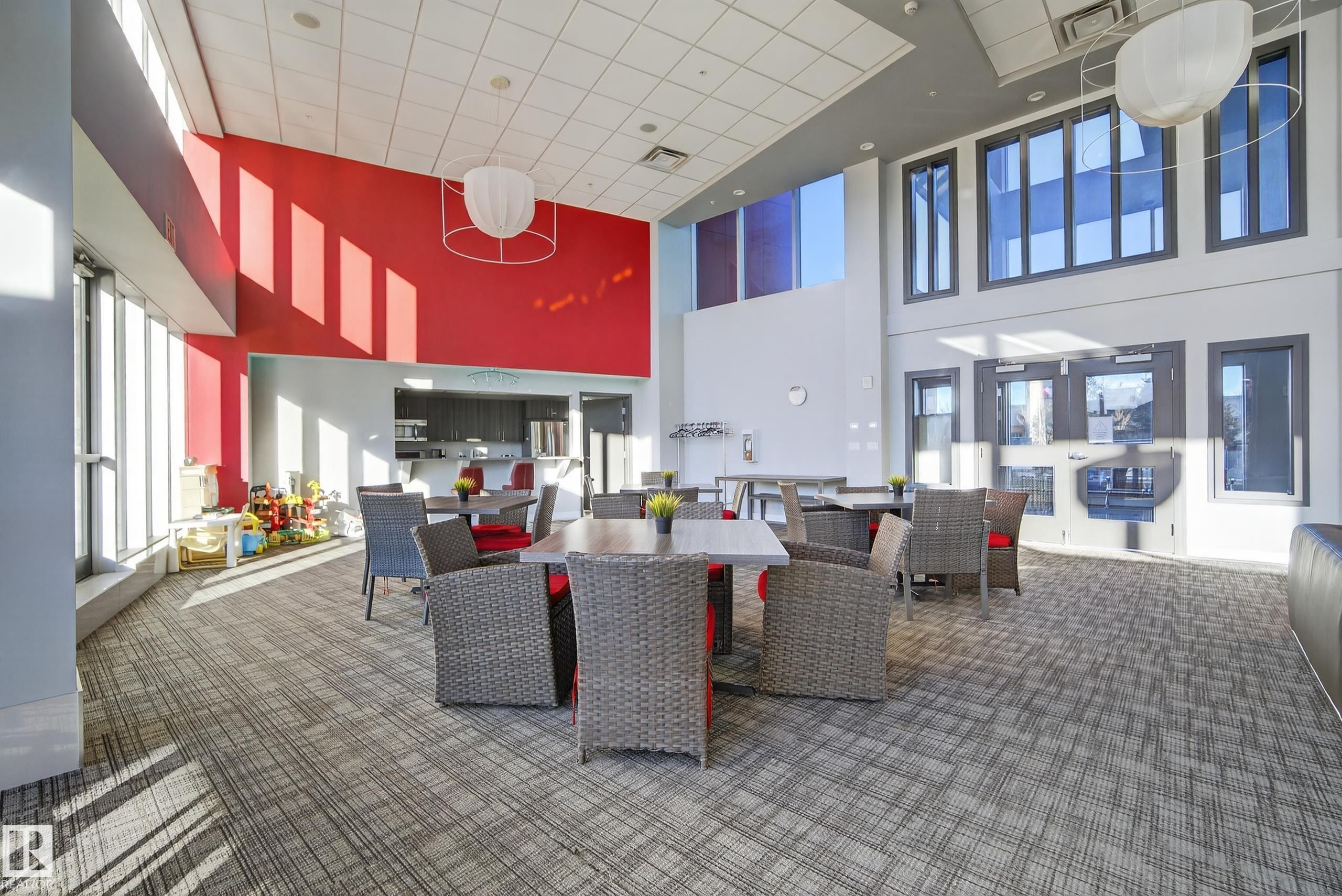 201 5151 Windermere Boulevard, Edmonton, AB - Photo Showing Other Room