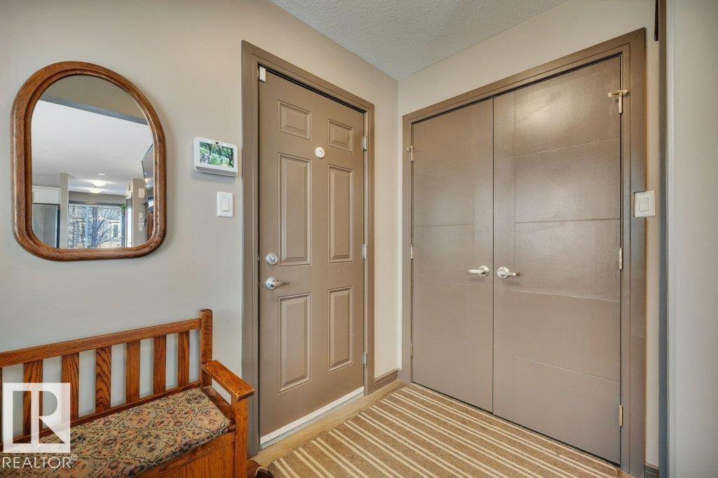 497 Chappelle Drive, Edmonton, AB - Indoor Photo Showing Other Room