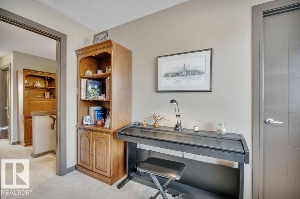 497 Chappelle Drive, Edmonton, AB - Indoor