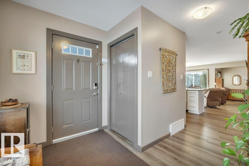 497 Chappelle Drive, Edmonton, AB - Indoor Photo Showing Other Room